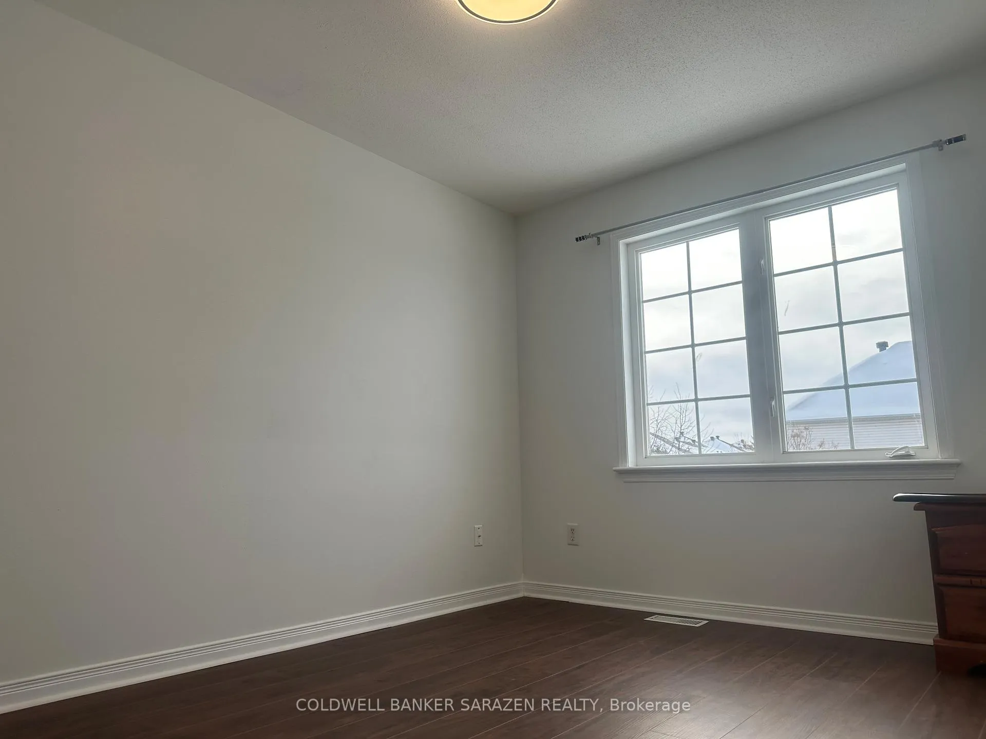 Photo 18 of 454 Wisteria Crescent, Ottawa, Hunt Club — HOMEH