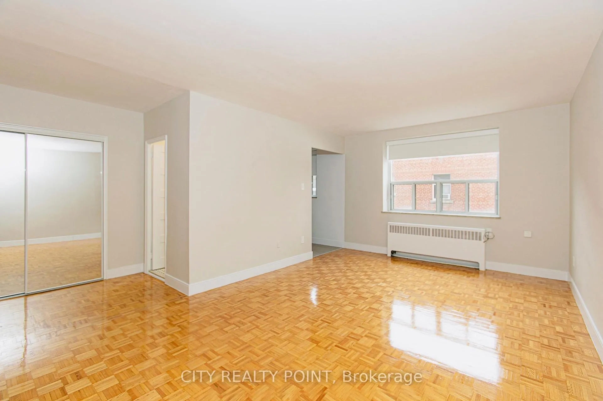 Photo 6 of Unit 301, 1291 Bayview Avenue N, Toronto, Leaside — HOMEH