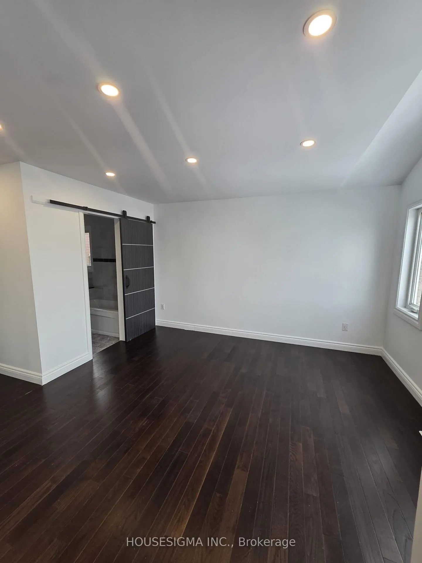 Photo 10 of 471 John Deisman Boulevard, Vaughan, Vellore Village — HOMEH