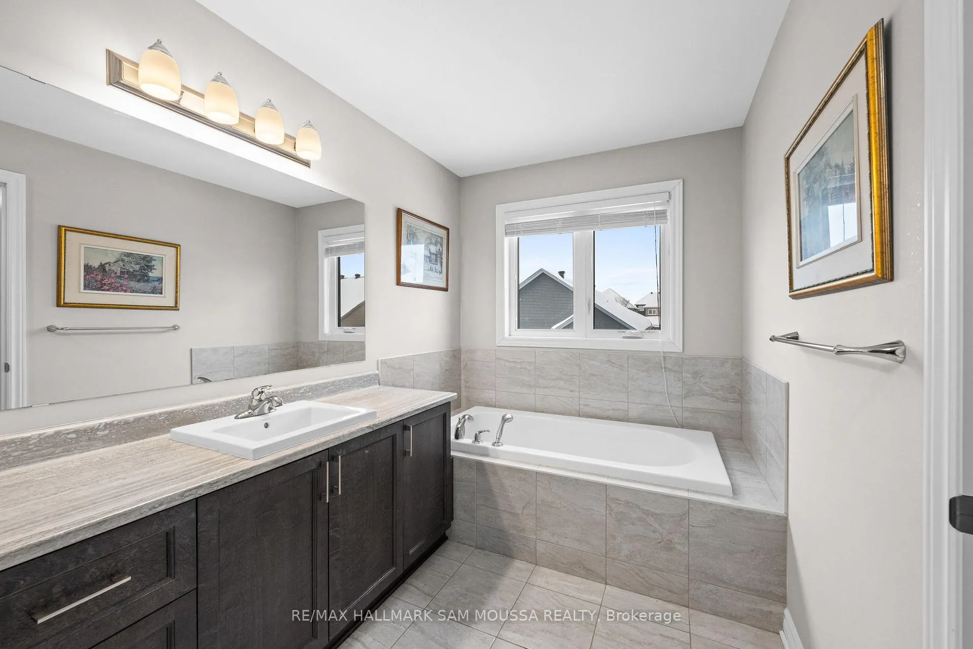 Photo 26 of 371 Warmstone Drive, Ottawa, Stittsville (North) — HOMEH