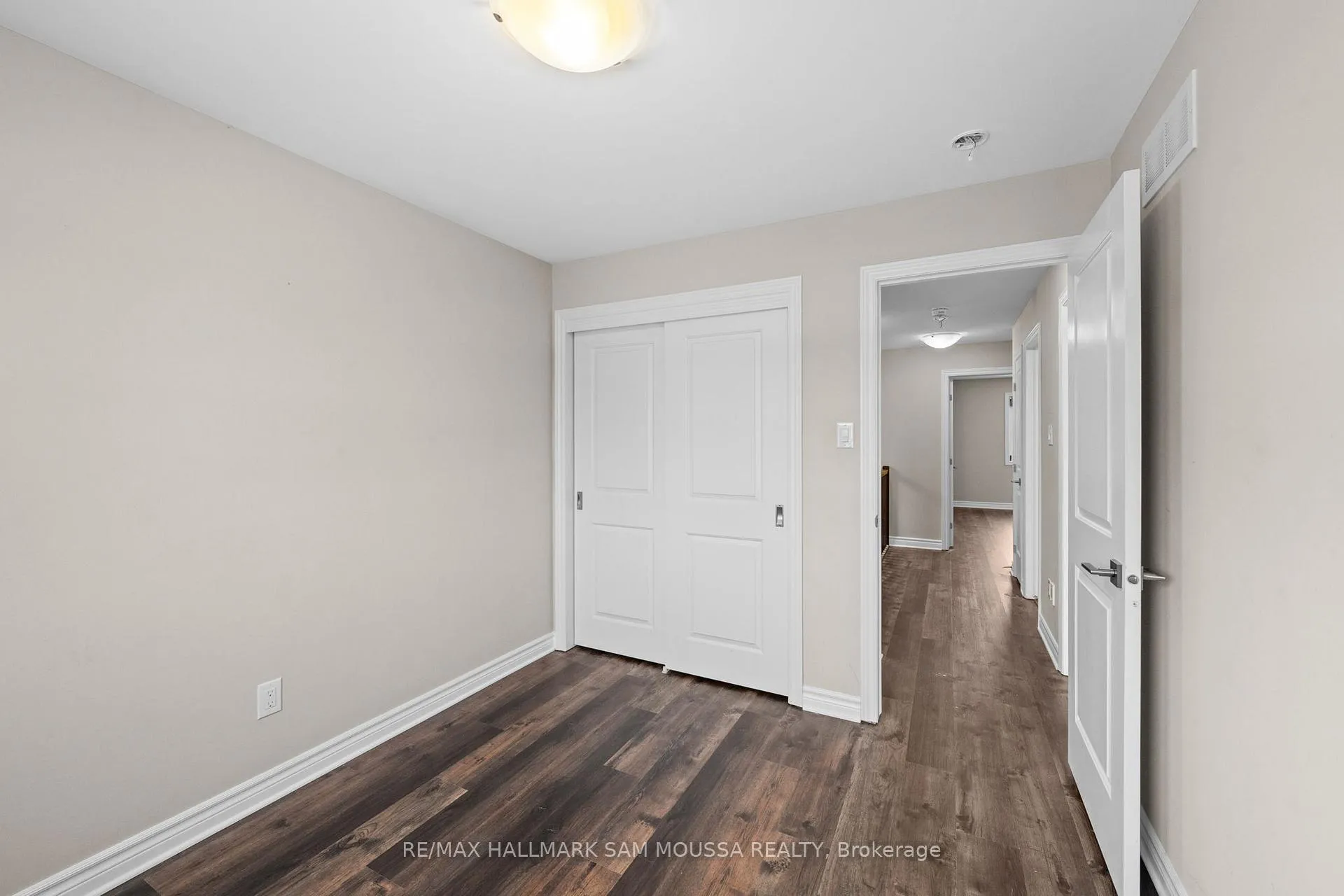 Photo 30 of 371 Warmstone Drive, Ottawa, Stittsville (North) — HOMEH