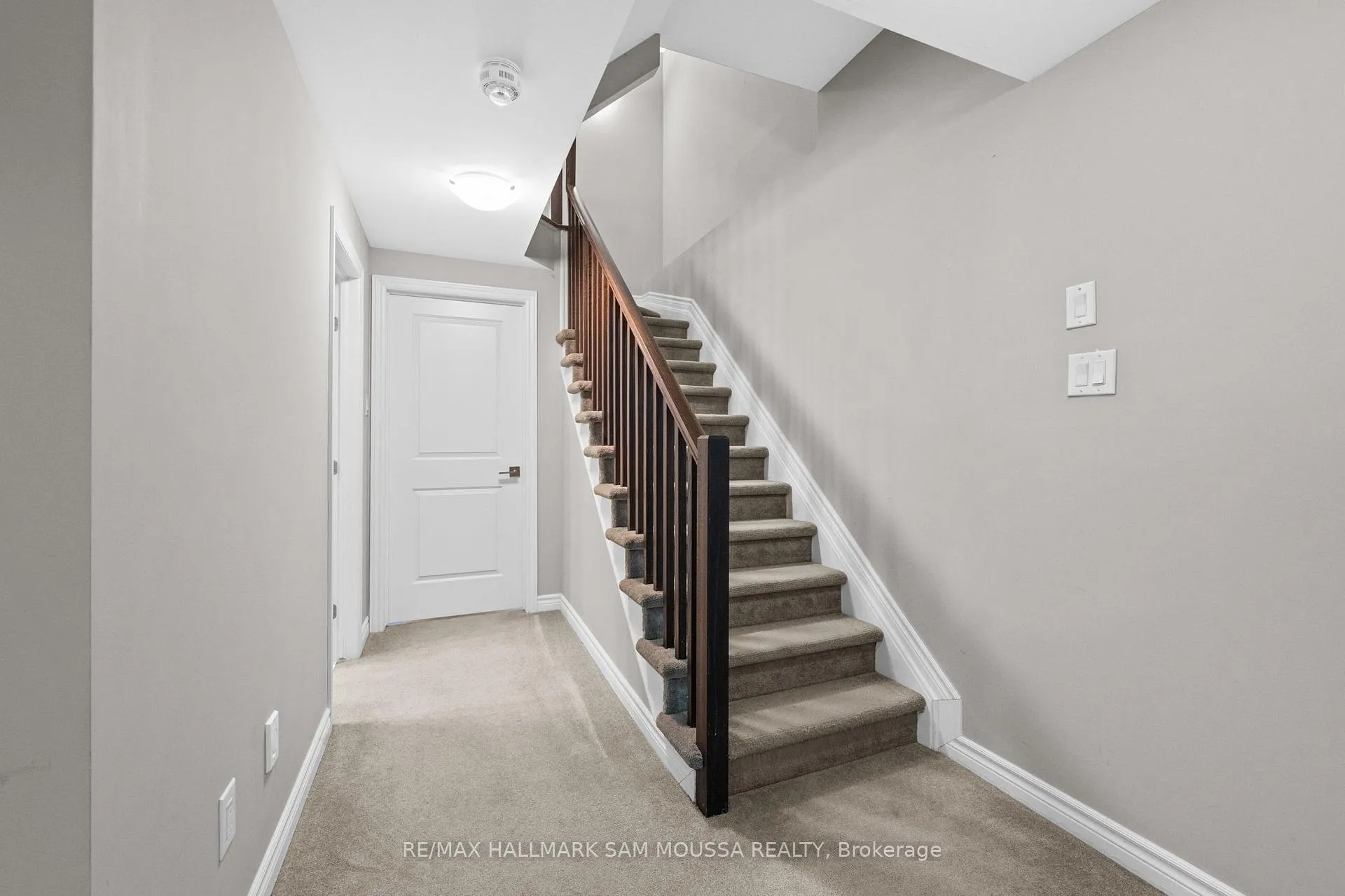 Photo 34 of 371 Warmstone Drive, Ottawa, Stittsville (North) — HOMEH
