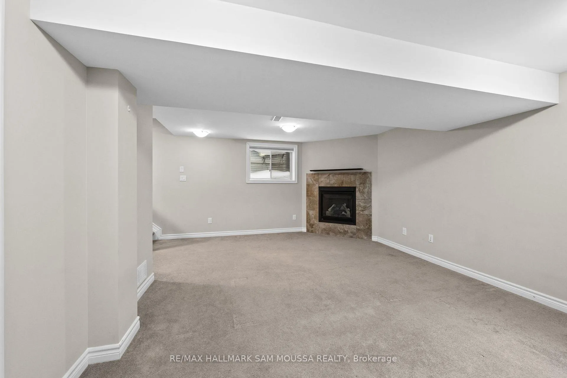Photo 36 of 371 Warmstone Drive, Ottawa, Stittsville (North) — HOMEH