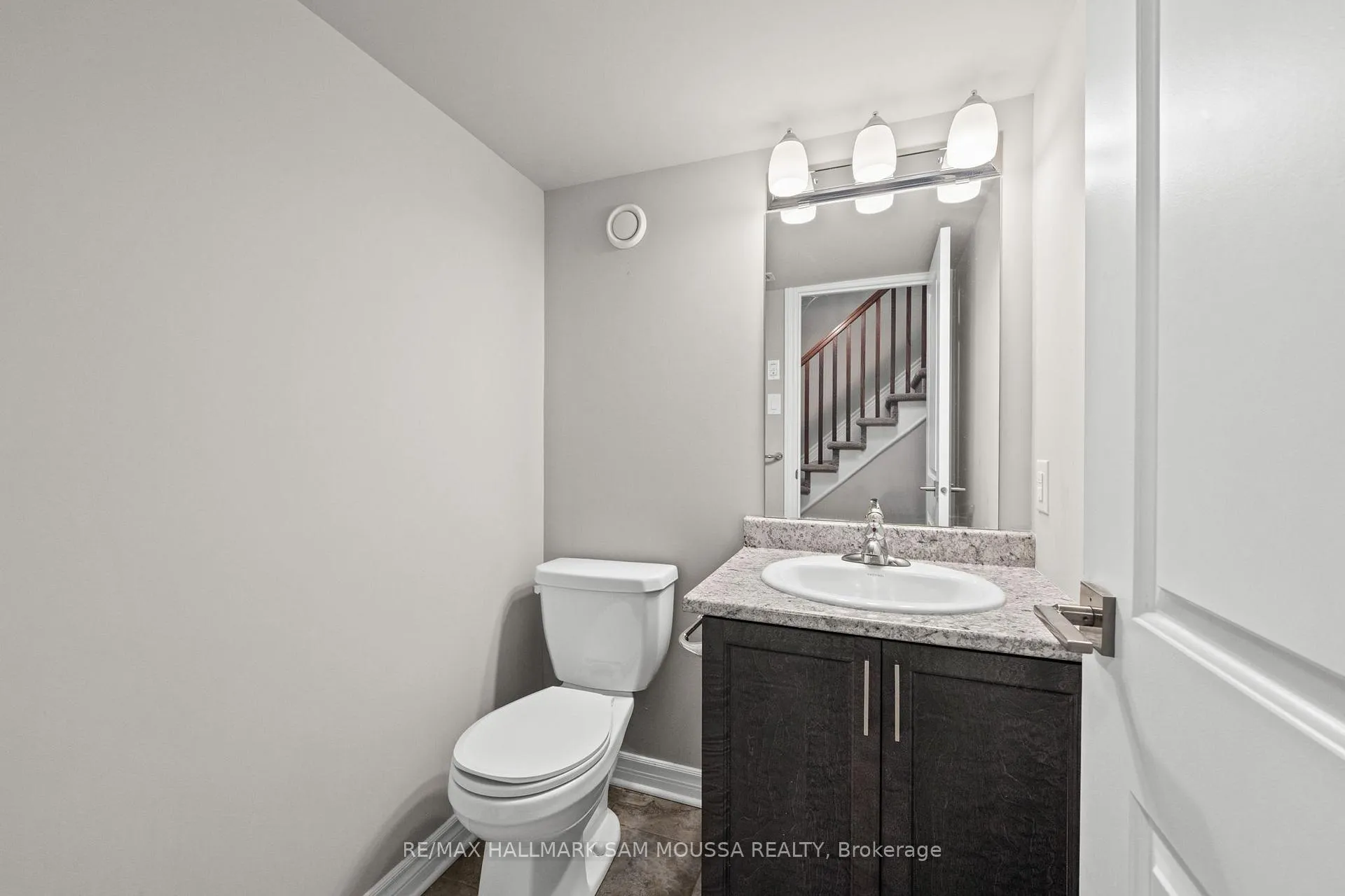 Photo 39 of 371 Warmstone Drive, Ottawa, Stittsville (North) — HOMEH