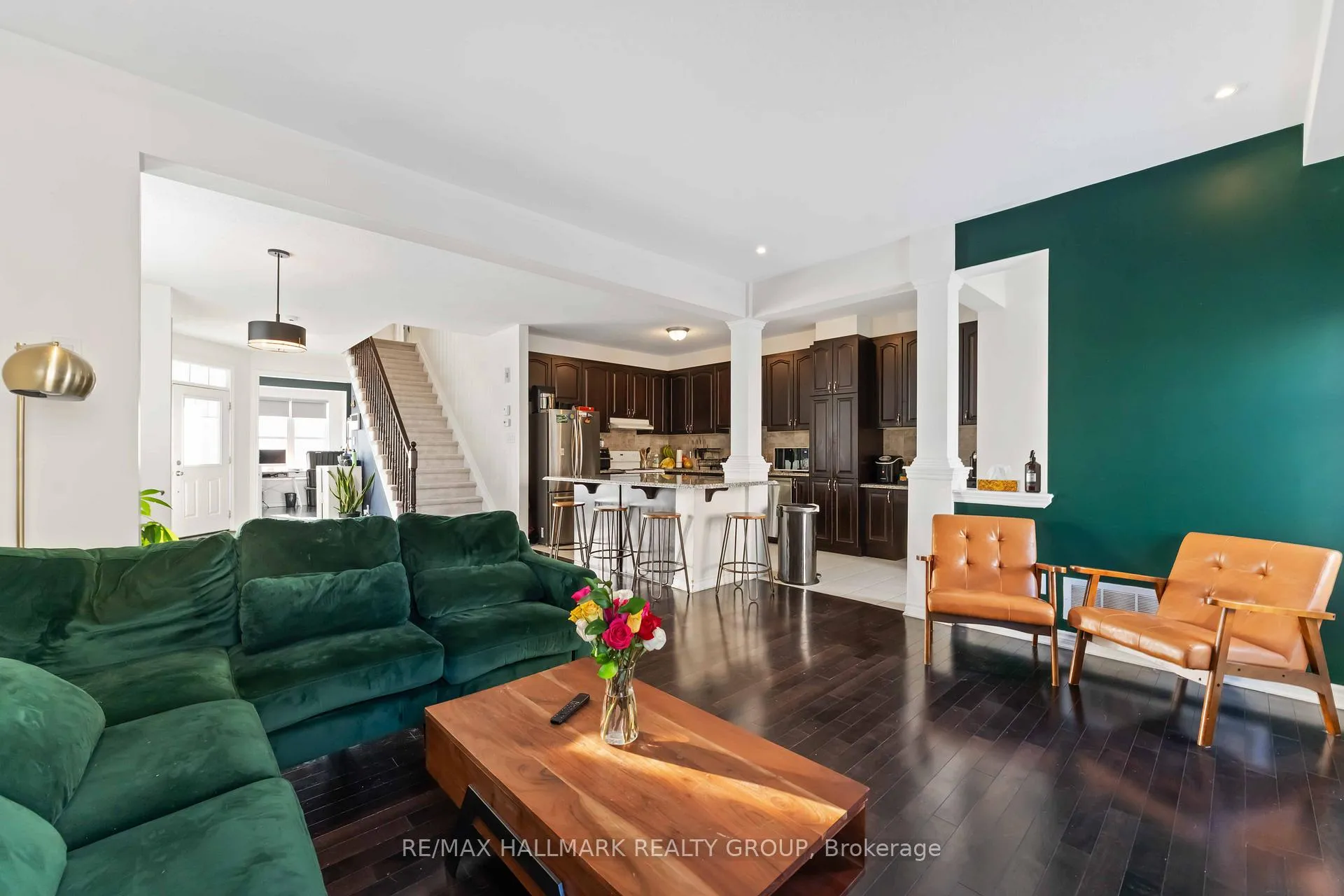 Photo 7 of 168 Flowing Creek Circle, Ottawa, Kanata - Emerald Meadows/Trailwest — HOMEH