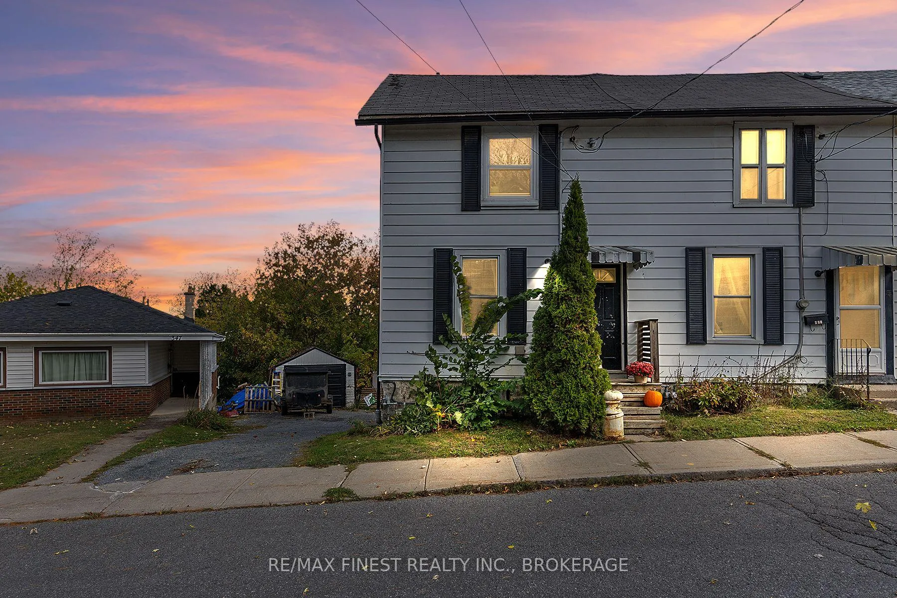 Photo 1 of 343 Sydenham Street, Kingston, East of Sir John A. Blvd — HOMEH