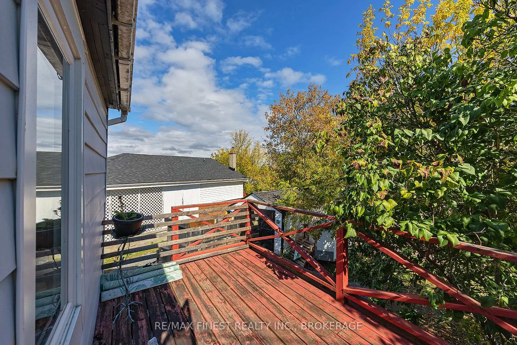 Photo 8 of 343 Sydenham Street, Kingston, East of Sir John A. Blvd — HOMEH