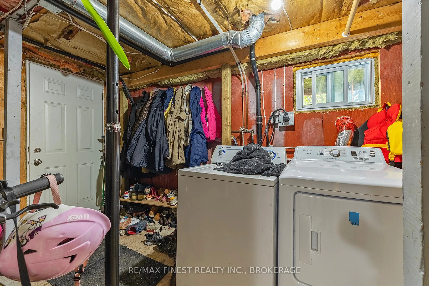 Photo 29 of 343 Sydenham Street, Kingston, East of Sir John A. Blvd — HOMEH