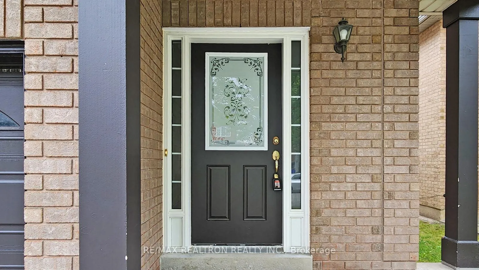 Photo 3 of 25 Boxhill Road, Markham, Milliken Mills East — HOMEH