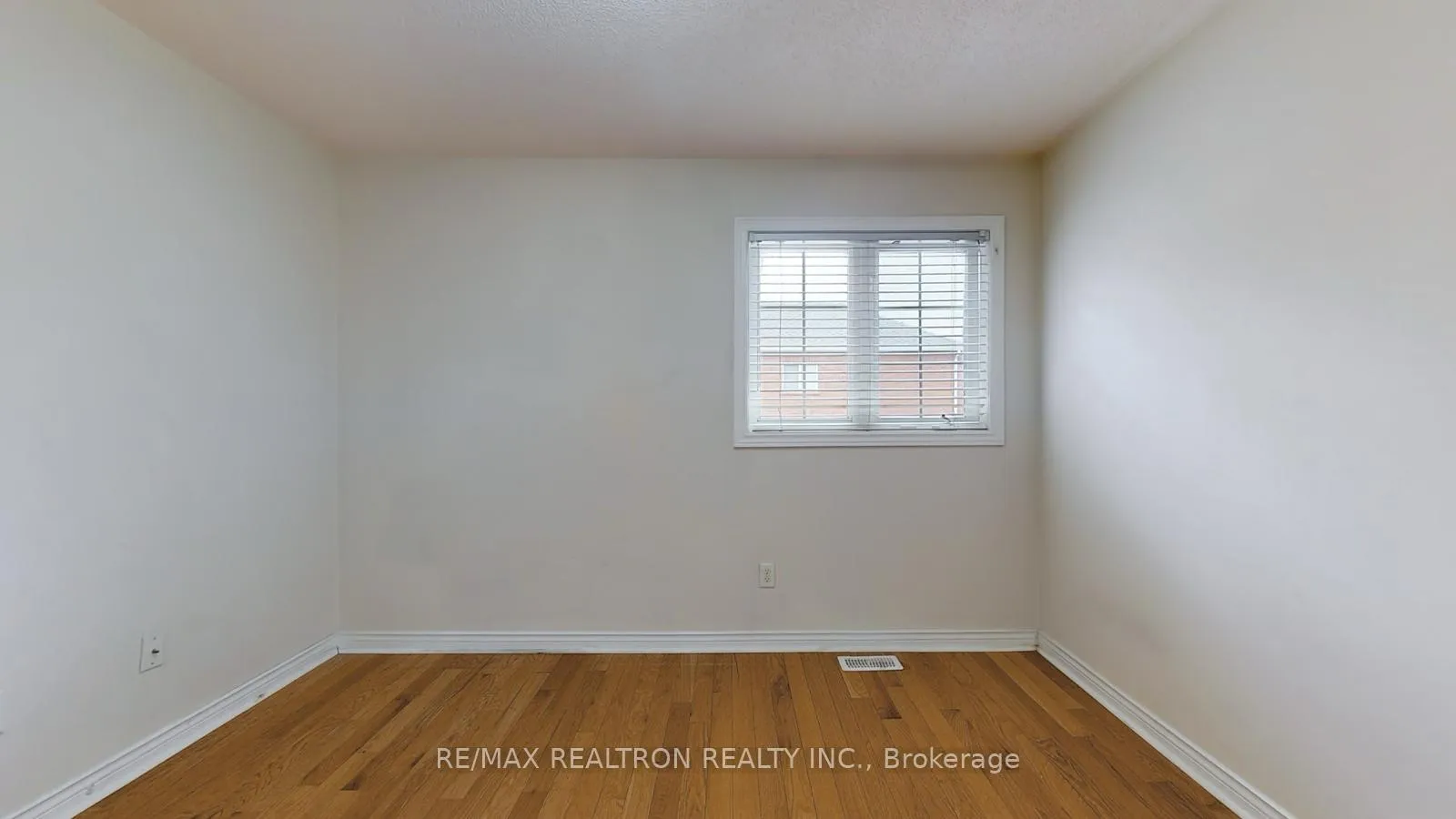 Photo 22 of 25 Boxhill Road, Markham, Milliken Mills East — HOMEH