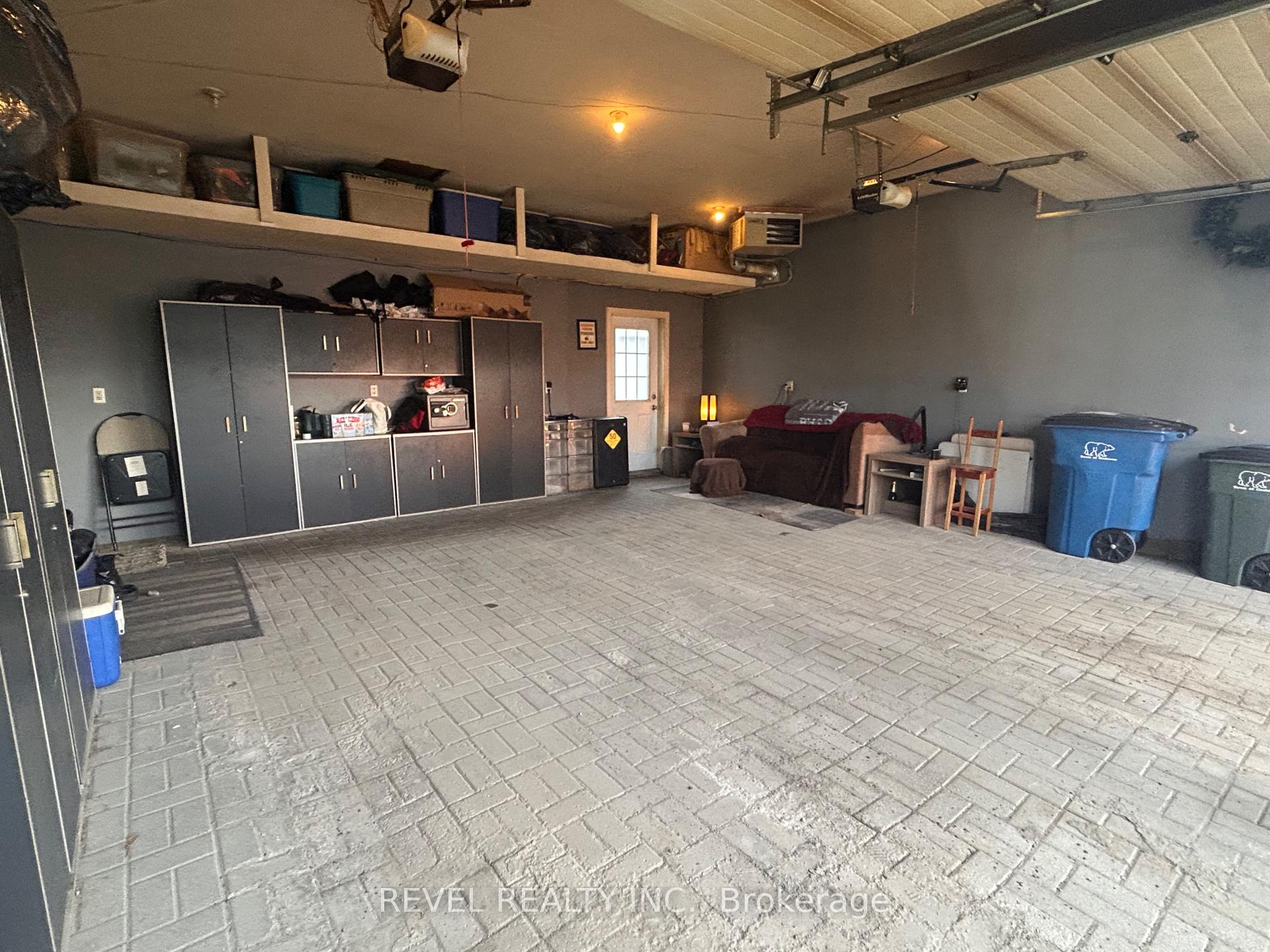 Photo 31 of 354 Seventeenth Avenue, Cochrane — HOMEH