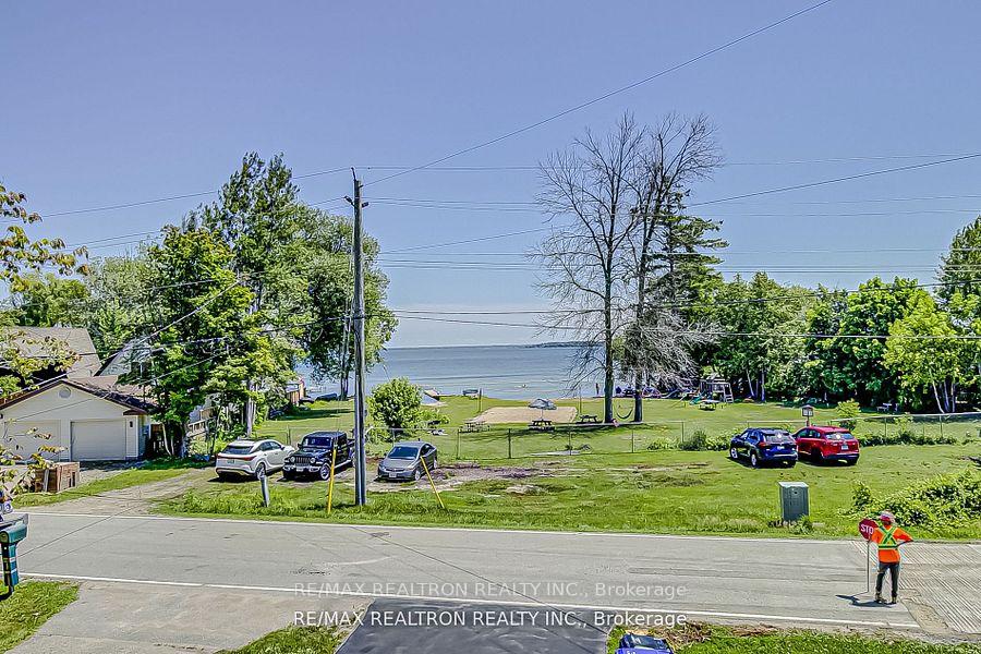 Photo 5 of 2439 Wallace Avenue, Innisfil, Alcona — HOMEH