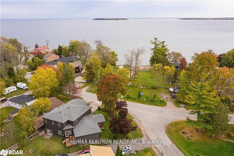 Photo 4 of 2439 Wallace Avenue, Innisfil, Alcona — HOMEH