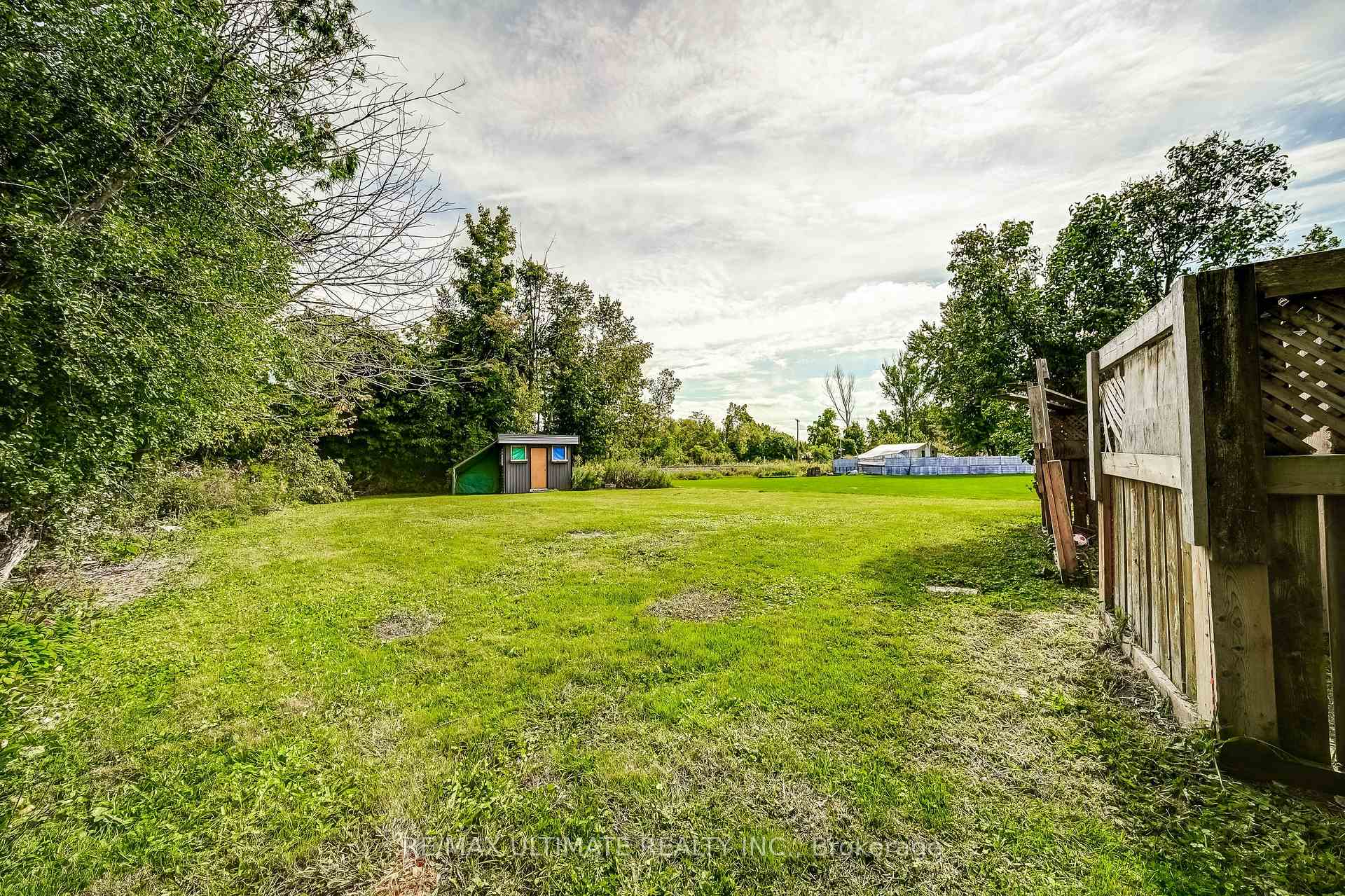 Photo 38 of 25037 Maple Beach Road, Brock, Beaverton — HOMEH