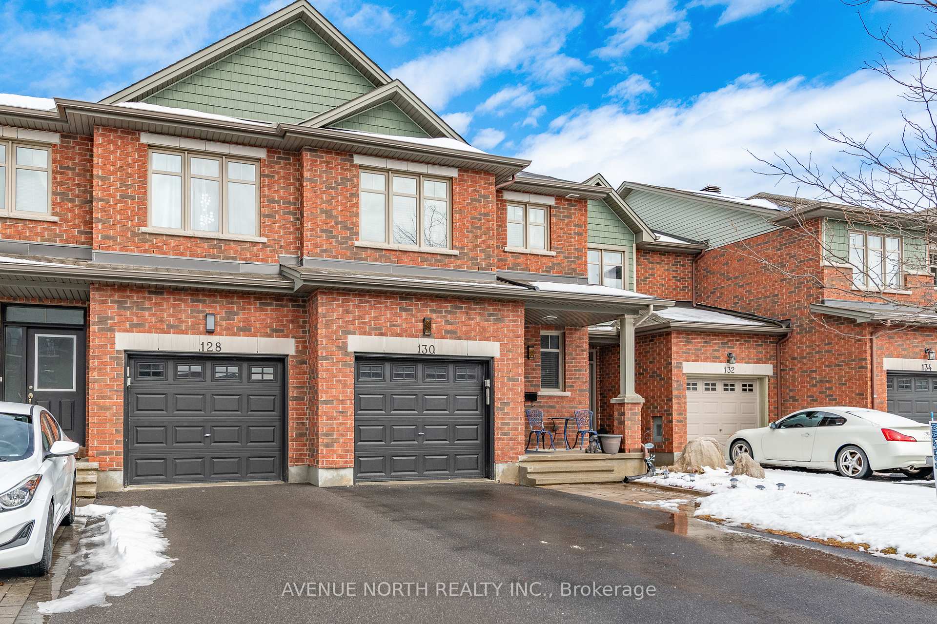 Photo 2 of 130 Fairweather Street, Ottawa, Leitrim — HOMEH