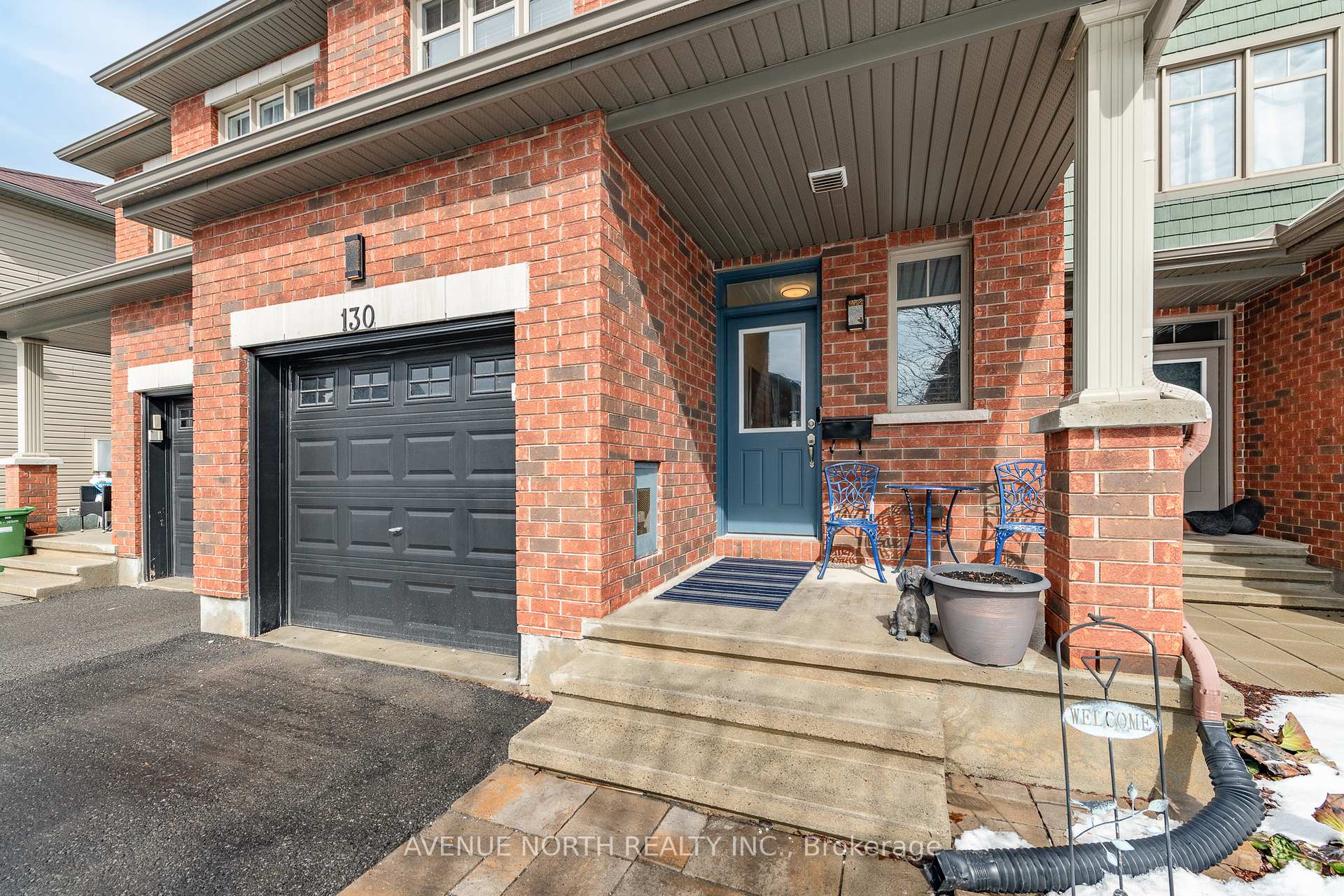 Photo 3 of 130 Fairweather Street, Ottawa, Leitrim — HOMEH