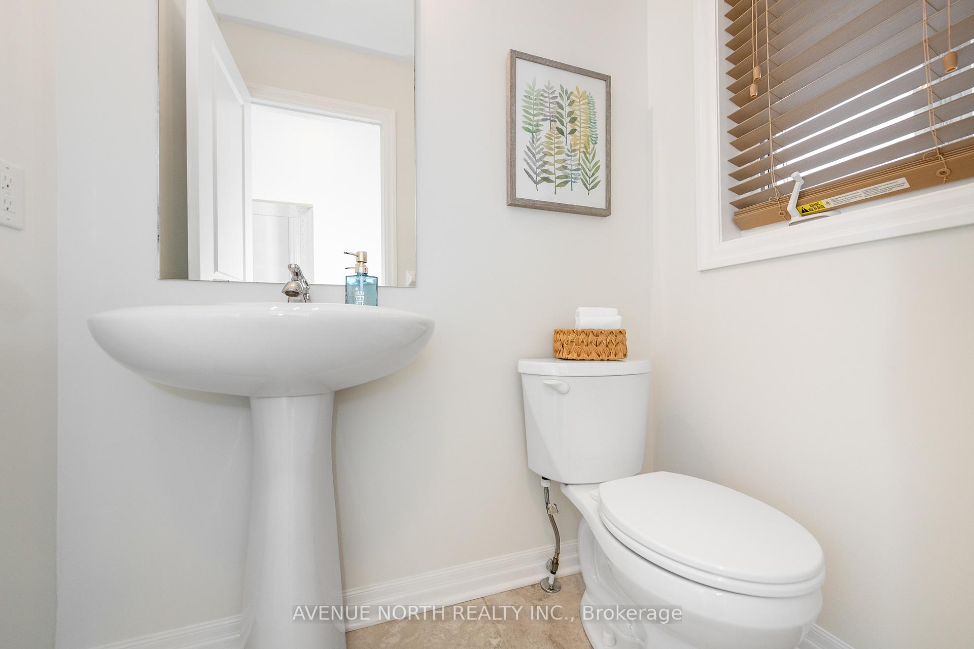 Photo 6 of 130 Fairweather Street, Ottawa, Leitrim — HOMEH