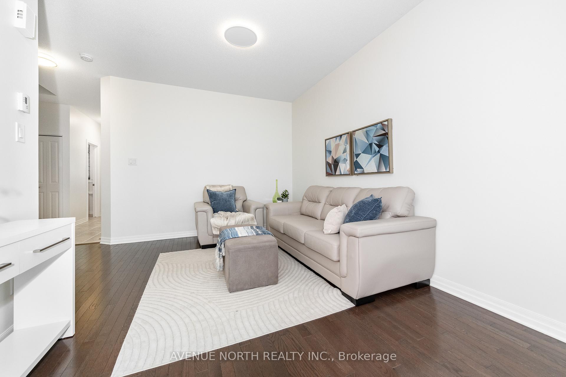Photo 8 of 130 Fairweather Street, Ottawa, Leitrim — HOMEH