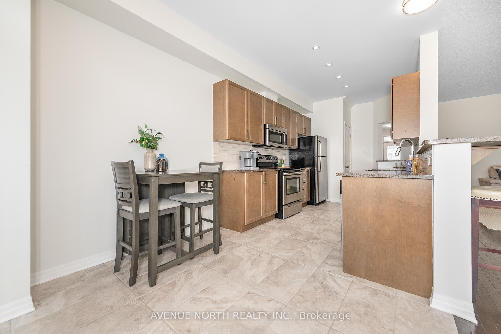 Photo 13 of 130 Fairweather Street, Ottawa, Leitrim — HOMEH