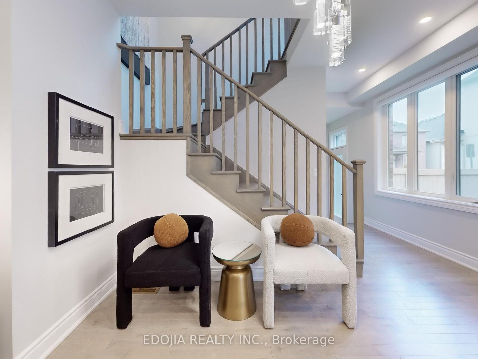 Photo 16 of 10 Pevensey Lane, Markham, Angus Glen — HOMEH