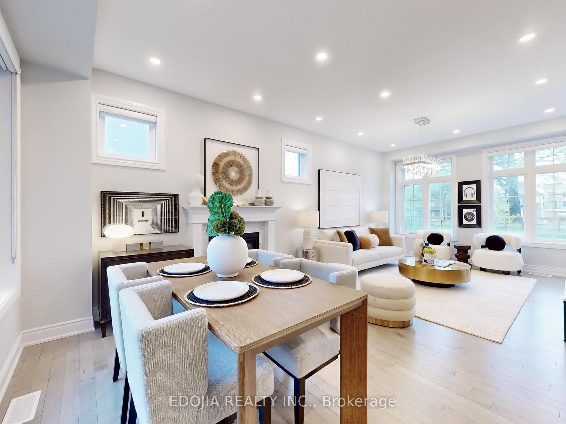 Photo 2 of 10 Pevensey Lane, Markham, Angus Glen — HOMEH