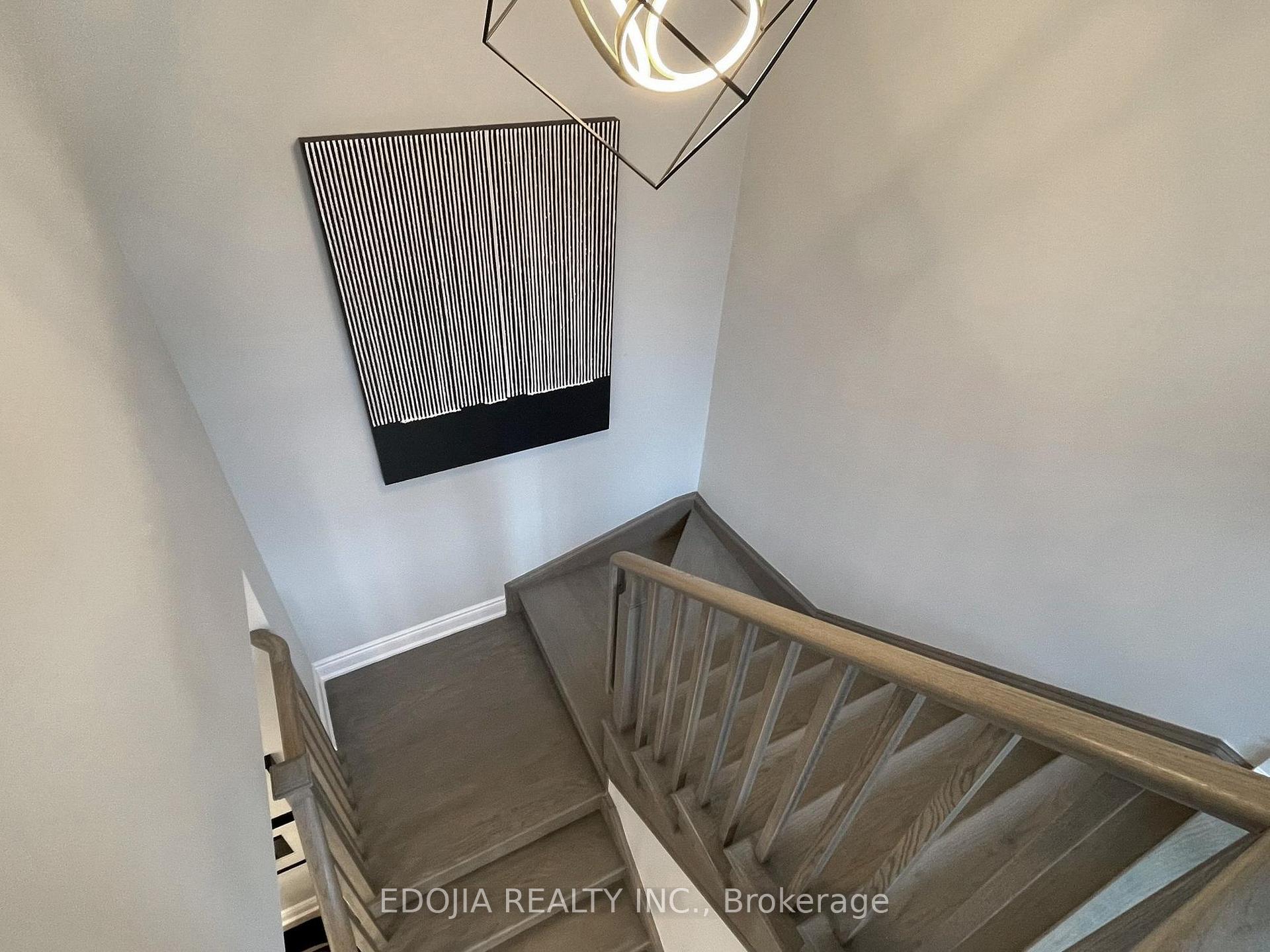 Photo 35 of 10 Pevensey Lane, Markham, Angus Glen — HOMEH