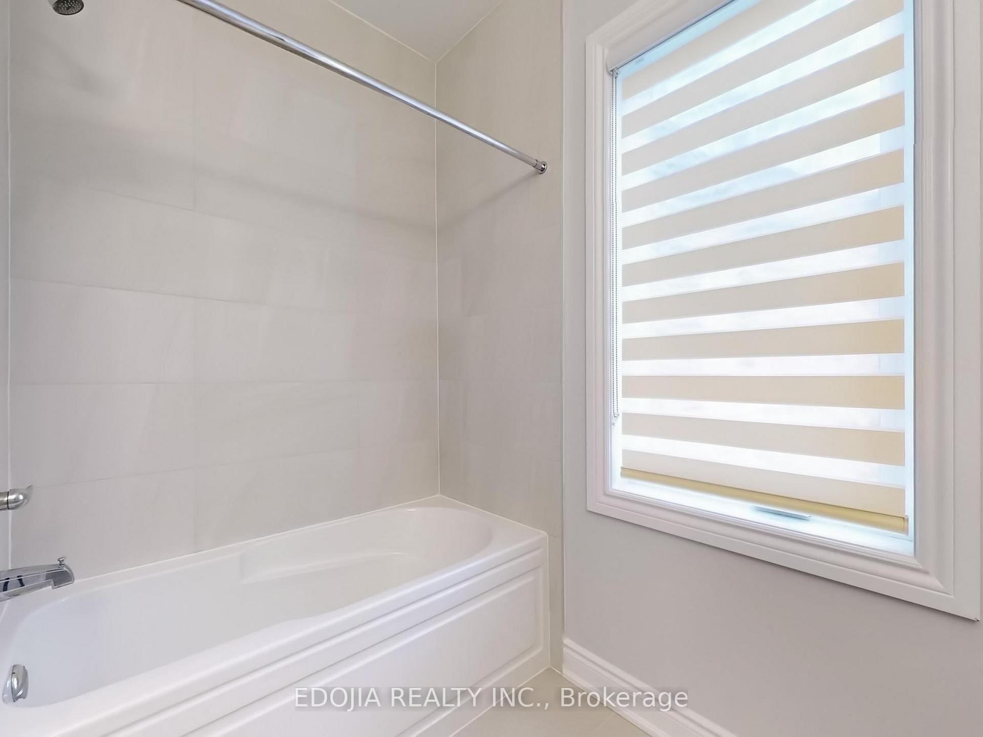 Photo 30 of 10 Pevensey Lane, Markham, Angus Glen — HOMEH