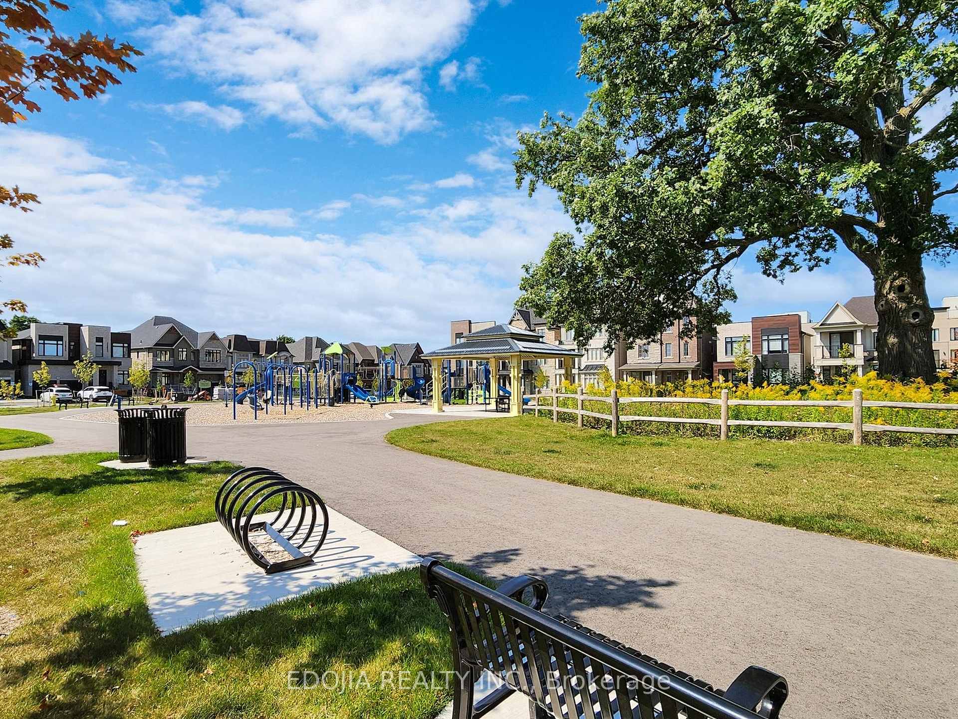 Photo 27 of 10 Pevensey Lane, Markham, Angus Glen — HOMEH