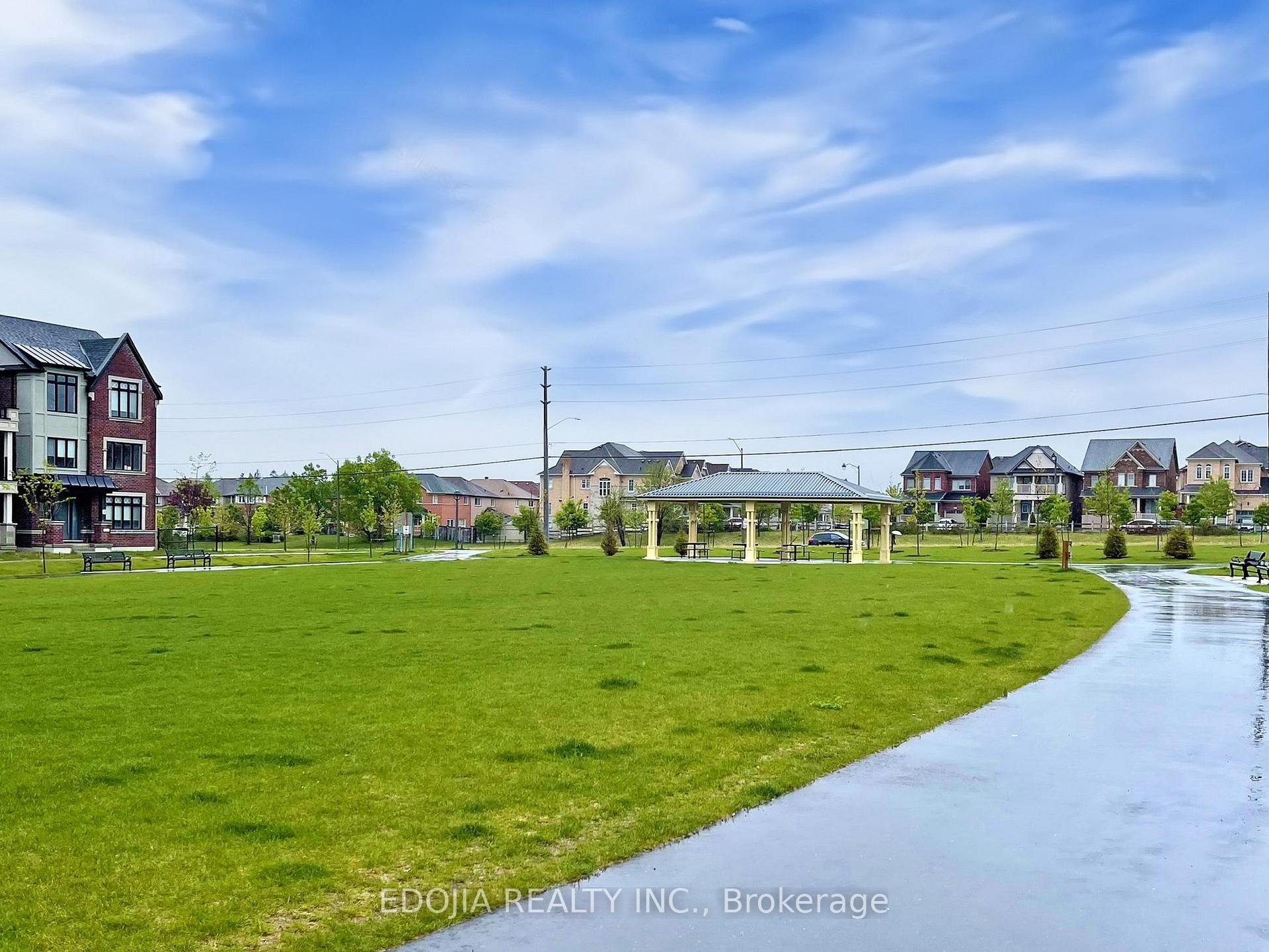 Photo 44 of 10 Pevensey Lane, Markham, Angus Glen — HOMEH