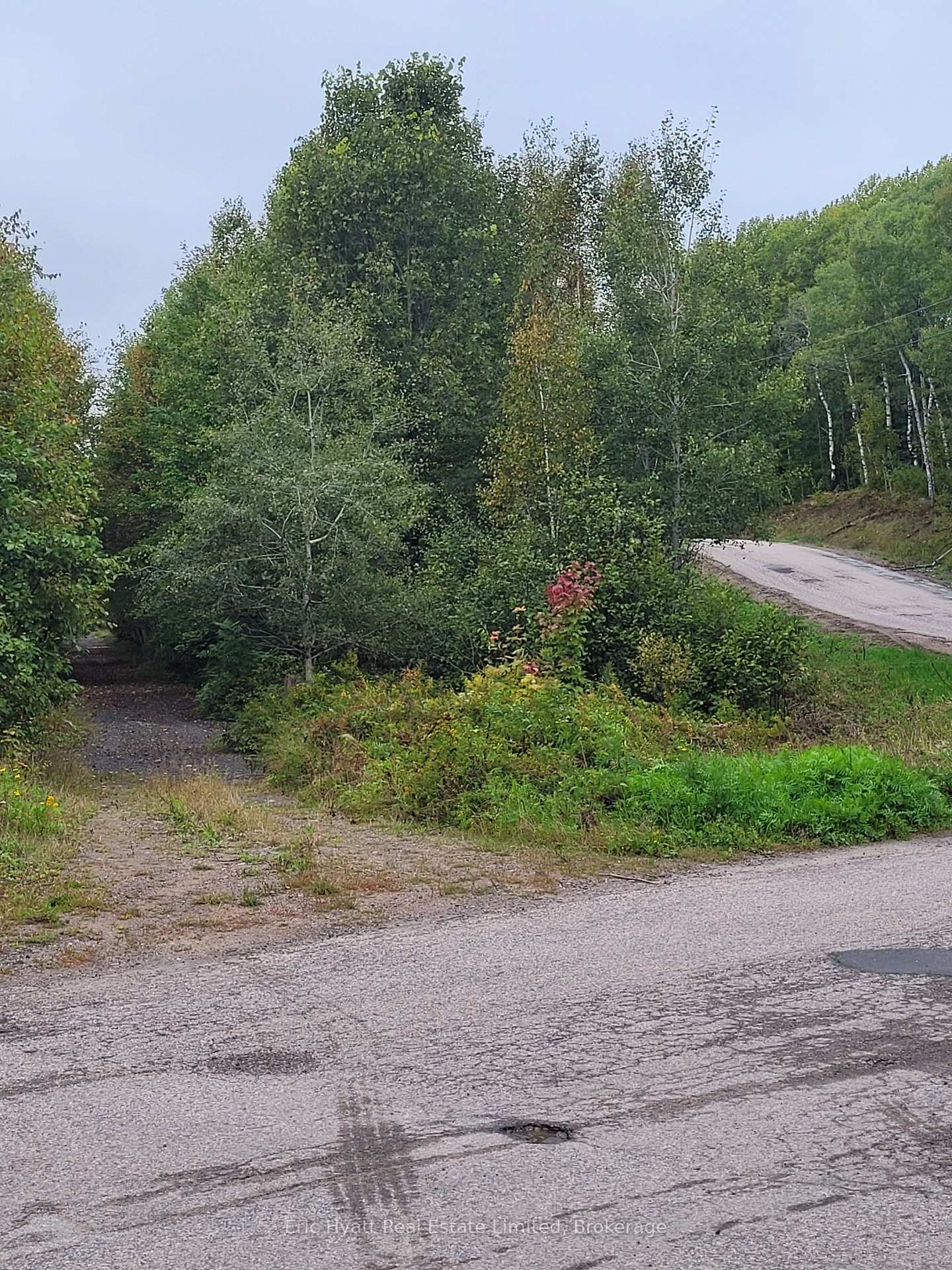 Photo of 282 Groulx Road