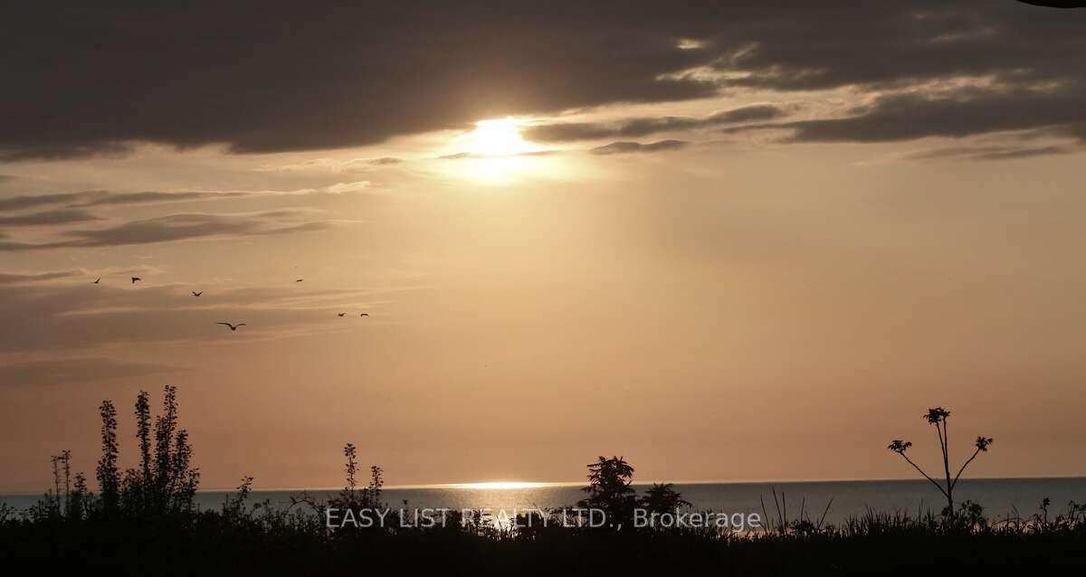 Photo 14 of 971 Beach Boulevard, Hamilton, Hamilton Beach — HOMEH