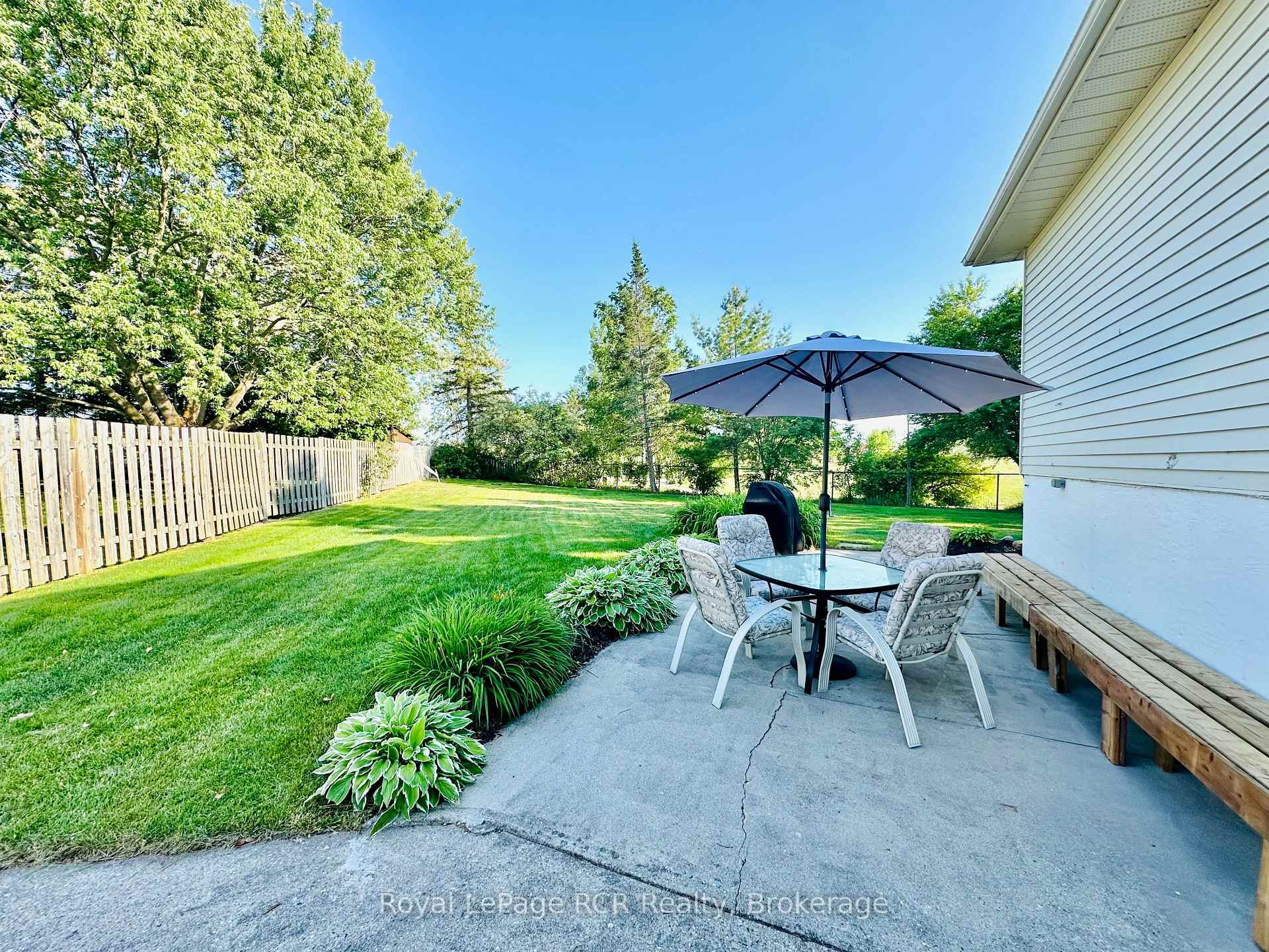 Photo 2 of 754 Andrew Malcolm Drive, Kincardine — HOMEH