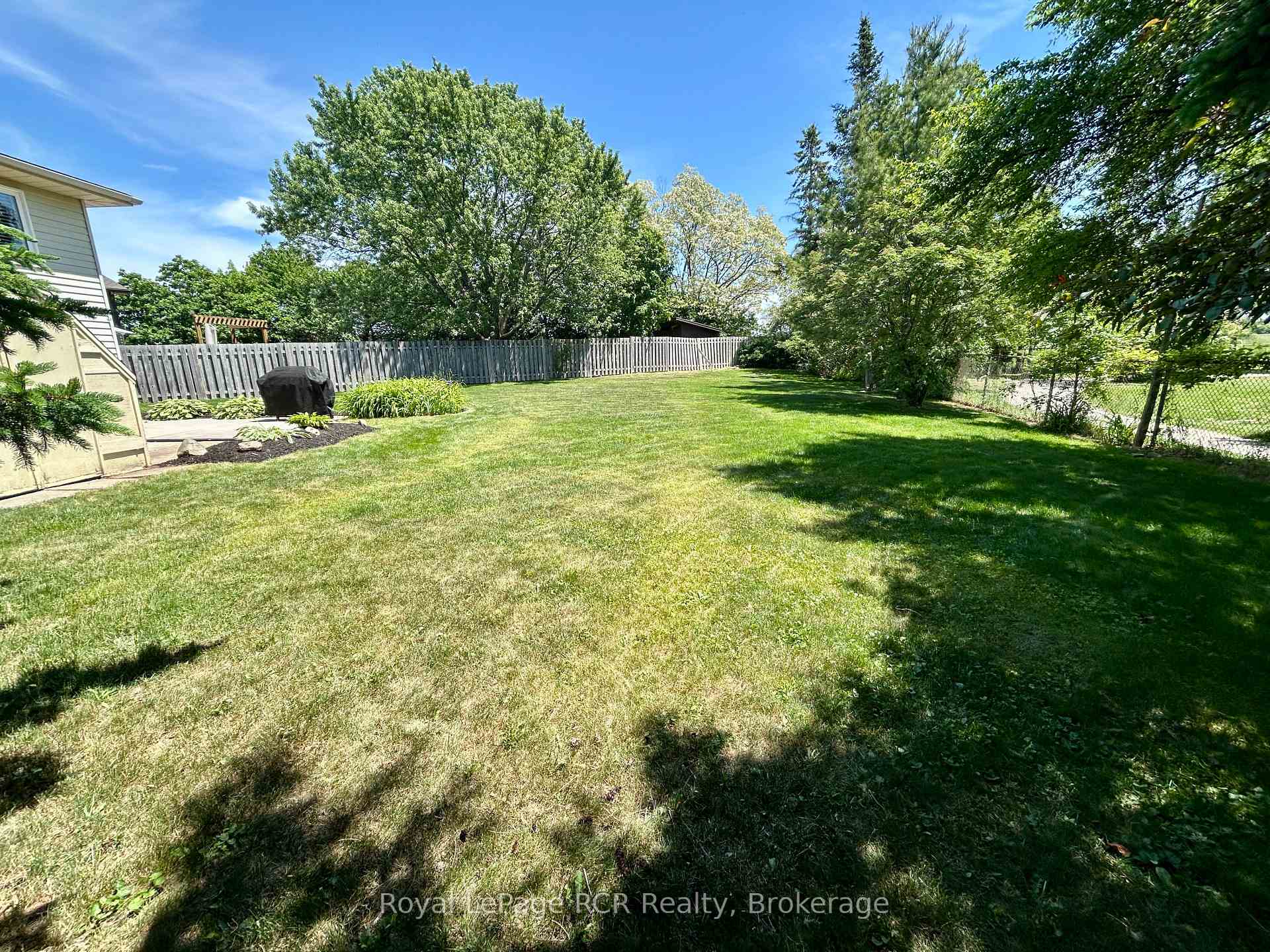 Photo 31 of 754 Andrew Malcolm Drive, Kincardine — HOMEH