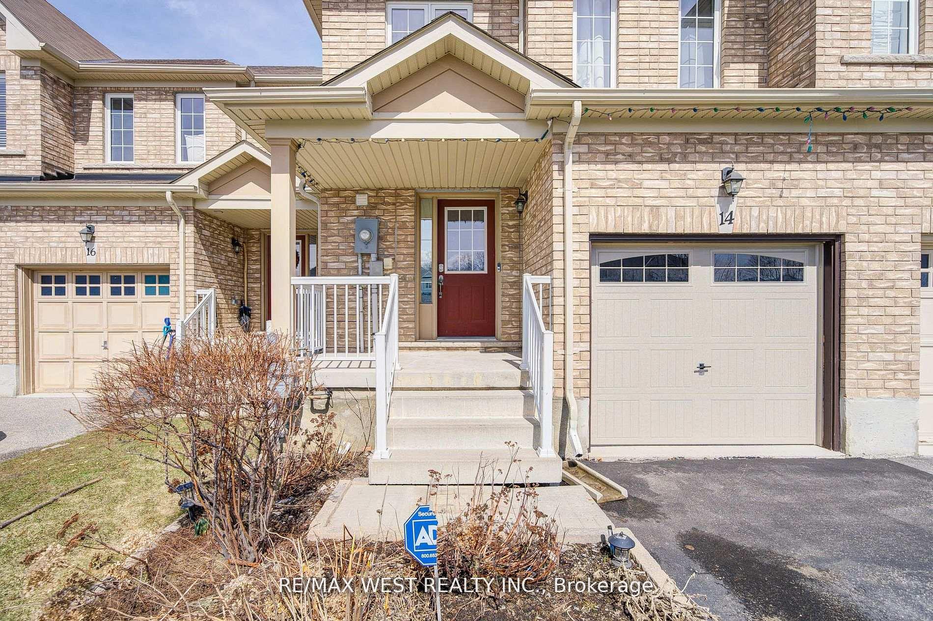 Photo 6 of 14 Lancaster Court, Barrie, Innis-Shore — HOMEH