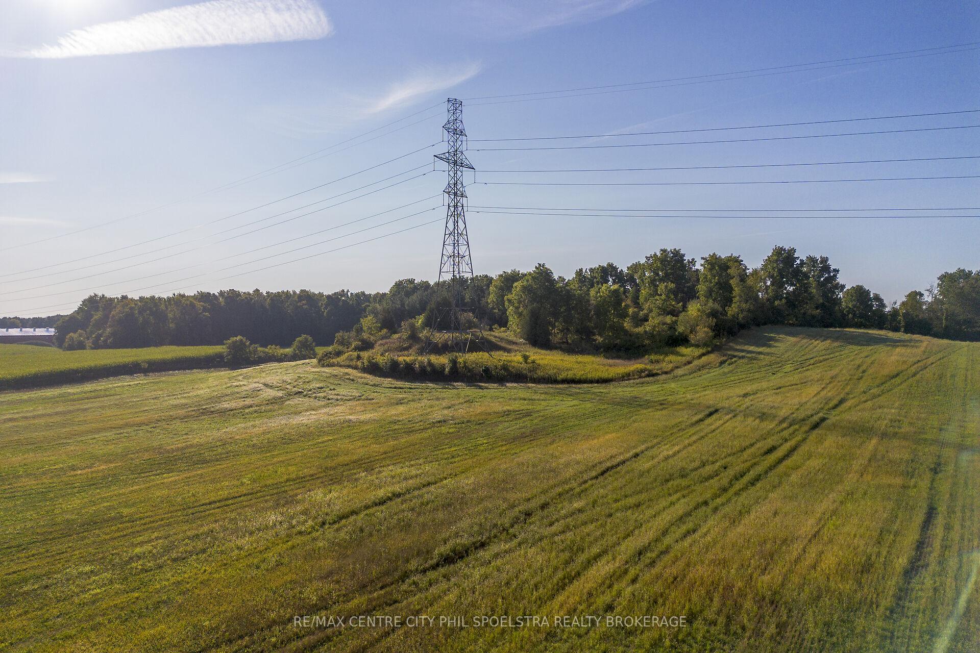 Photo 28 of 4514 Cromarty Drive, Thames Centre, Mossley — HOMEH