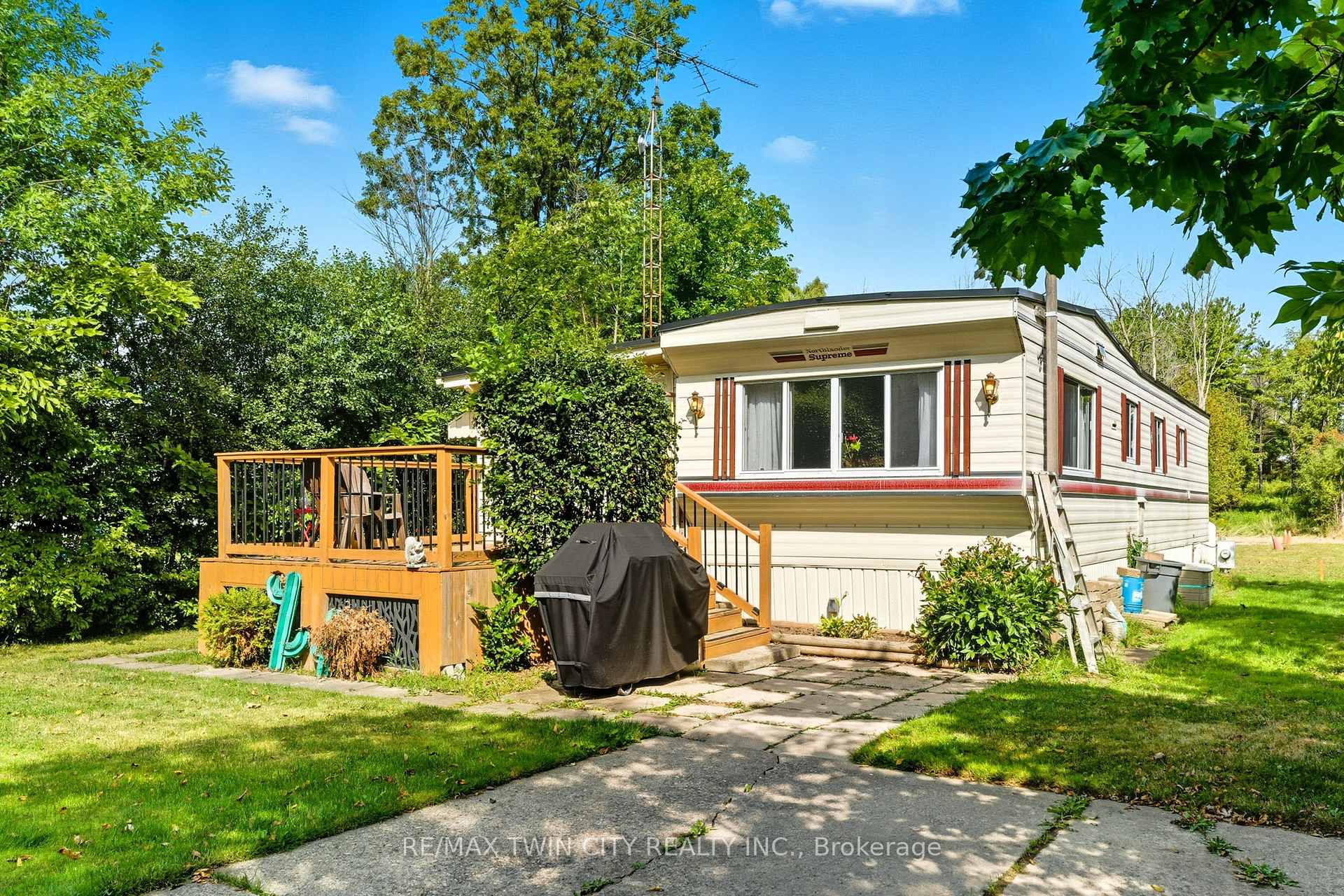 Photo 1 of Unit 7 Sunvalley, 1429 Sheffield Road, Hamilton, Rural Flamborough — HOMEH