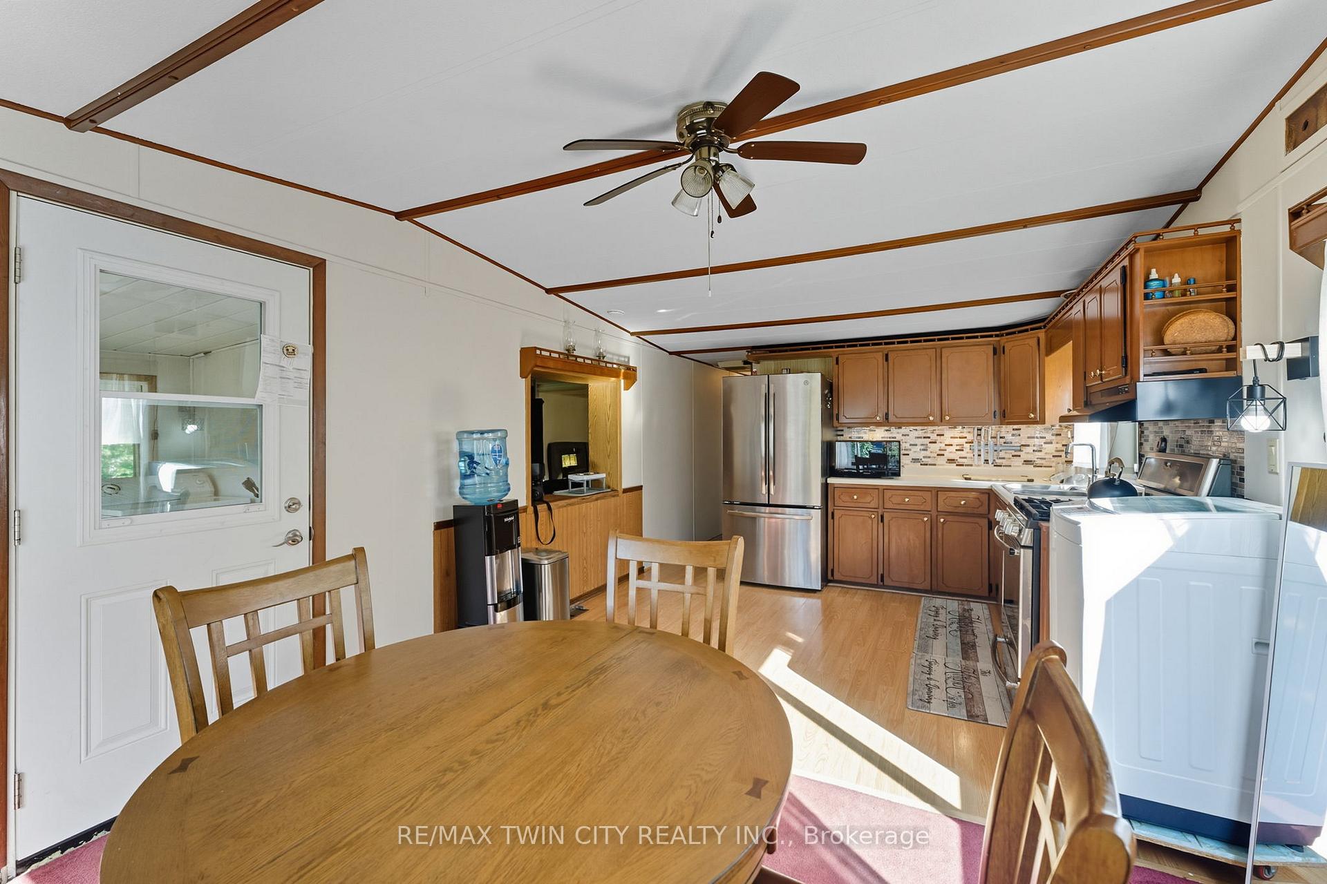 Photo 6 of Unit 7 Sunvalley, 1429 Sheffield Road, Hamilton, Rural Flamborough — HOMEH