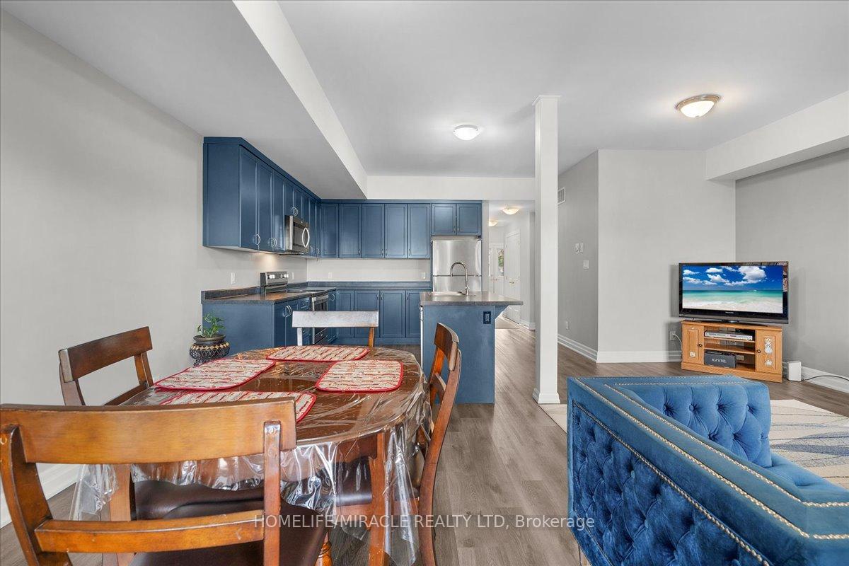 Photo 11 of 307 Cook Street, Meaford — HOMEH