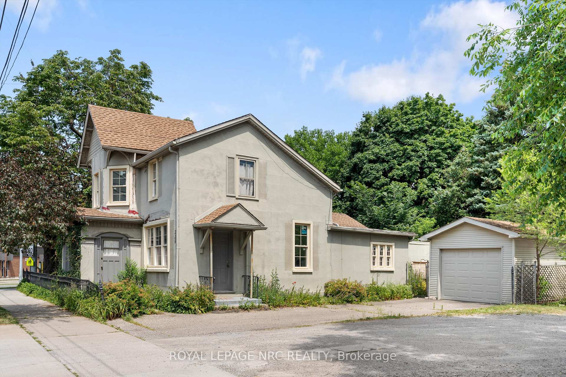 Photo 4 of 228 King Street, St. Catharines, Downtown — HOMEH