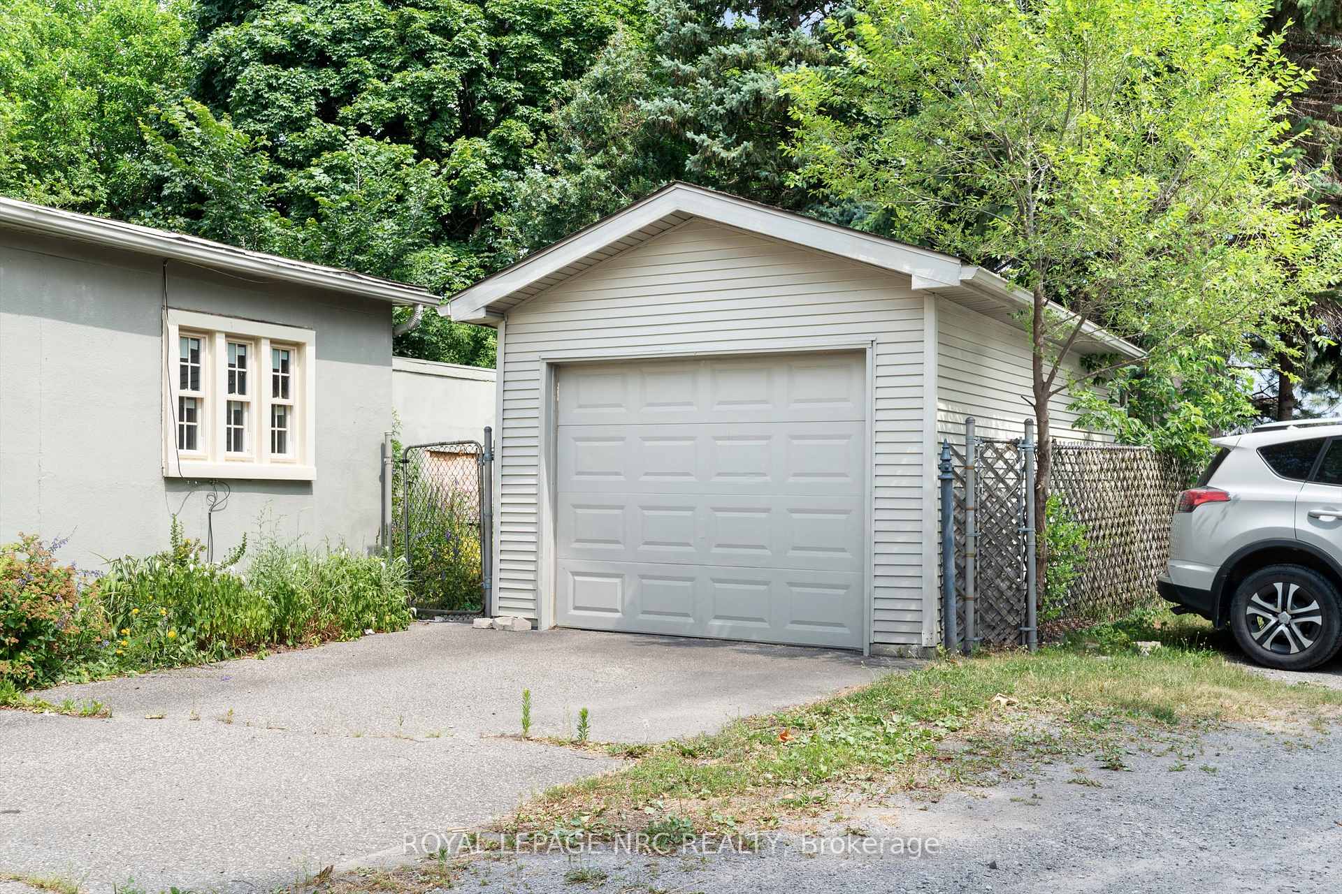 Photo 17 of 228 King Street, St. Catharines, Downtown — HOMEH