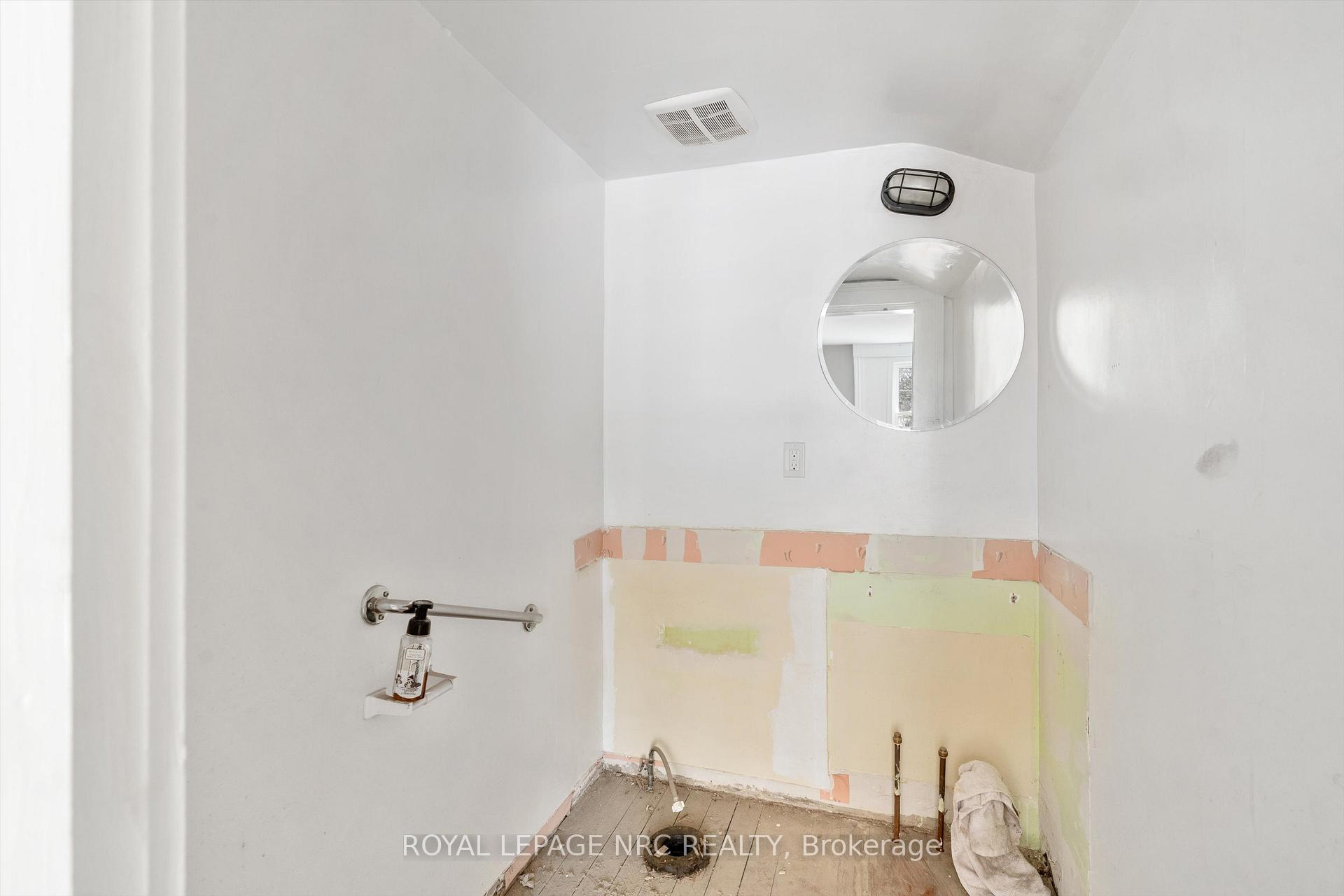 Photo 14 of 228 King Street, St. Catharines, Downtown — HOMEH