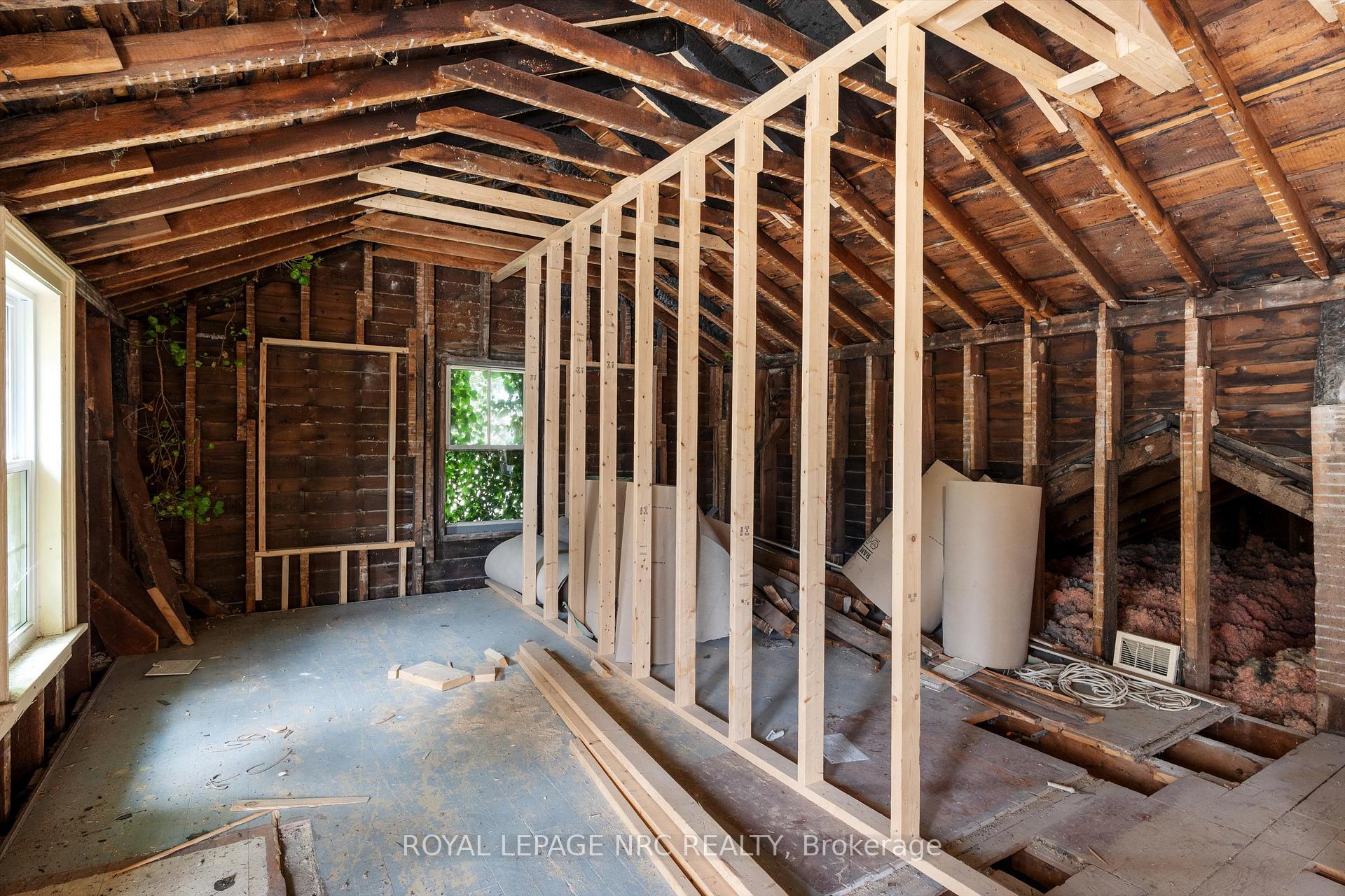 Photo 28 of 228 King Street, St. Catharines, Downtown — HOMEH