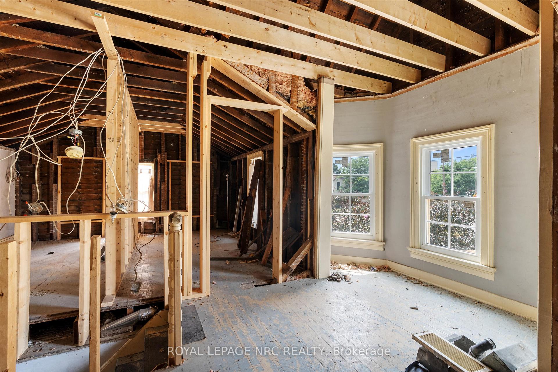 Photo 16 of 228 King Street, St. Catharines, Downtown — HOMEH