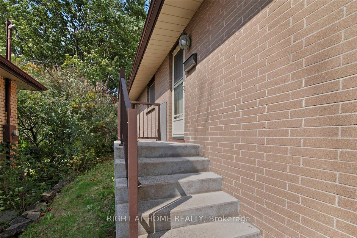 Photo 2 of 136 Langton Street, Peterborough, Northcrest Ward 5 — HOMEH