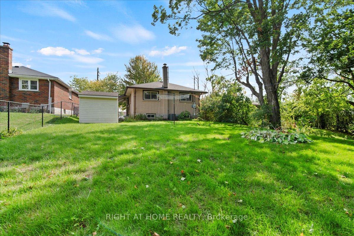 Photo 32 of 136 Langton Street, Peterborough, Northcrest Ward 5 — HOMEH
