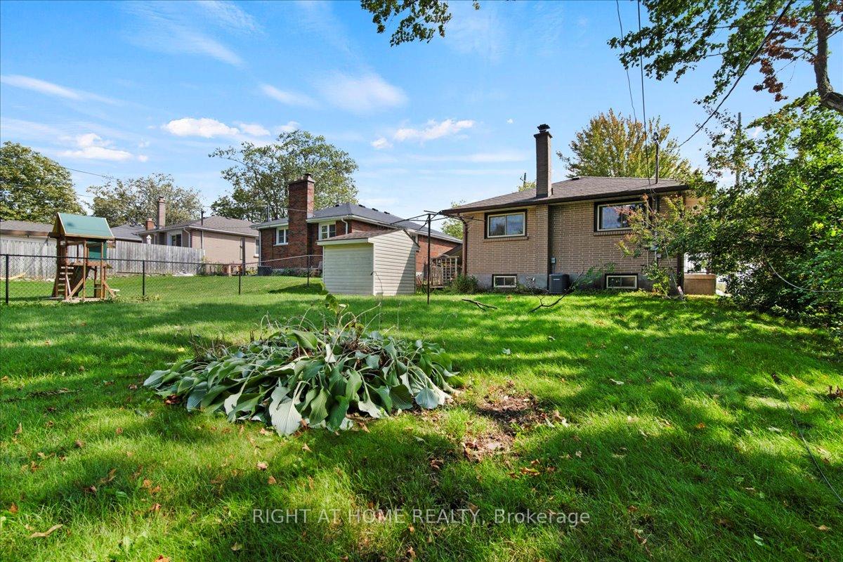 Photo 27 of 136 Langton Street, Peterborough, Northcrest Ward 5 — HOMEH