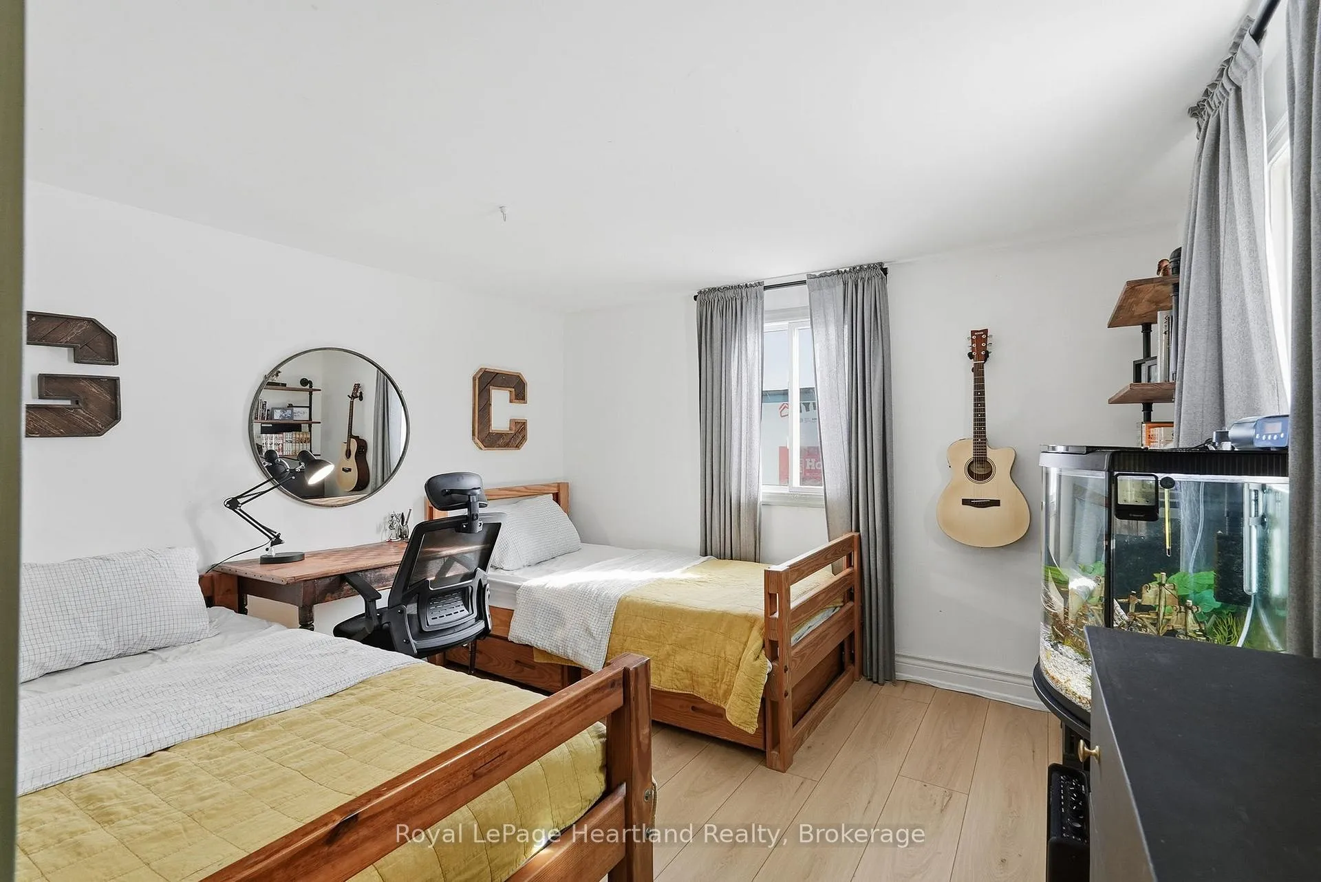 Photo 15 of 17 Clarke Street S, Minto — HOMEH