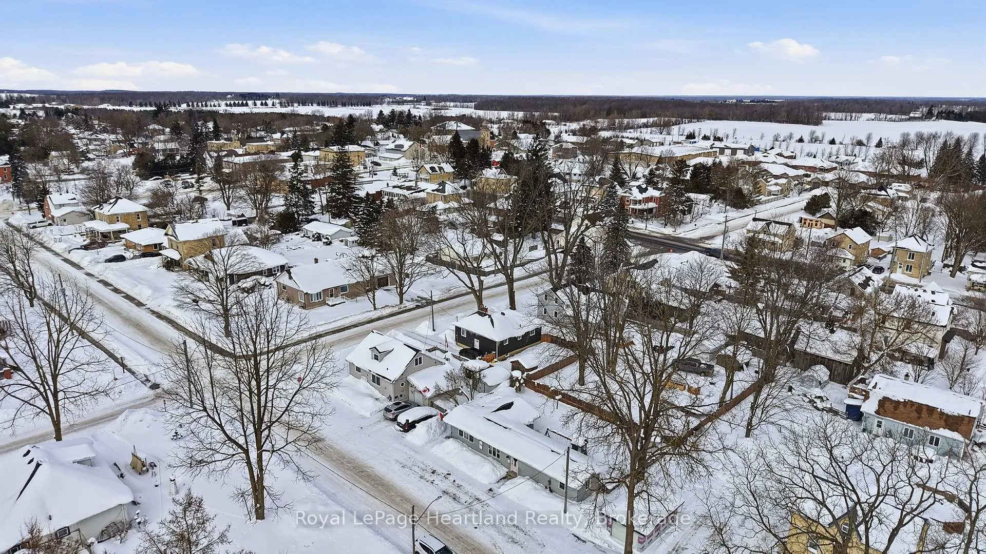 Photo 21 of 17 Clarke Street S, Minto — HOMEH