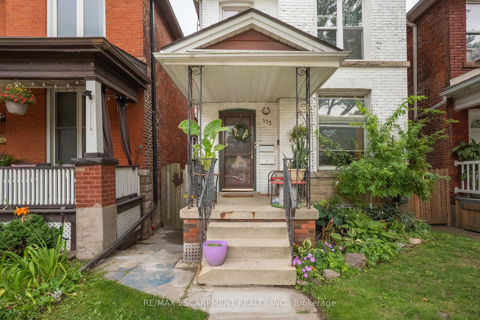 Photo 3 of 175 Burris Street, Hamilton, St. Clair — HOMEH