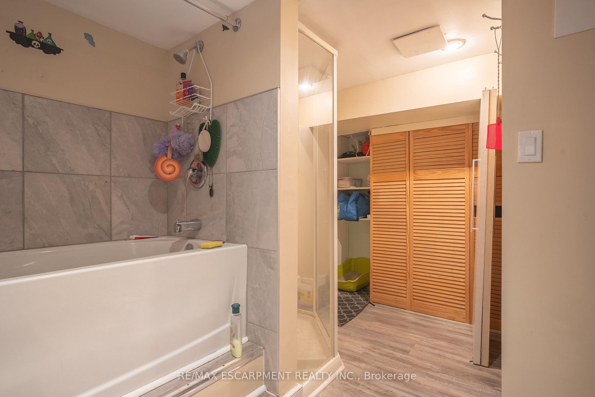 Photo 6 of 175 Burris Street, Hamilton, St. Clair — HOMEH